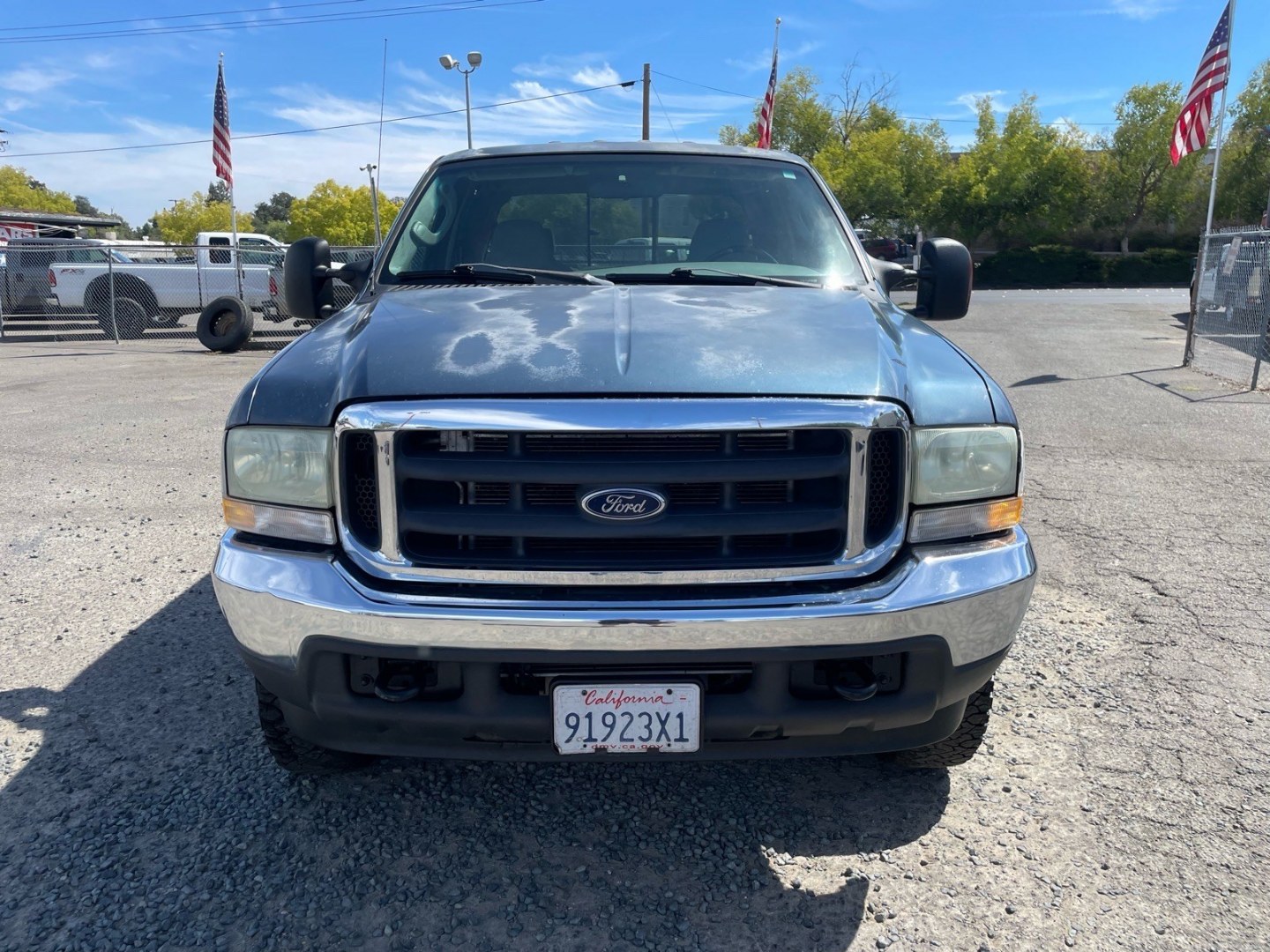 2004 Medium Wedgewood Blue Clearcoat Ford F-250 Super Duty XLT (1FTNW21P44E) with an Power Stroke 6.0L Diesel Turbo V8 325hp 560ft. lbs. Other engine, 5-Speed Automatic transmission, located at 800 Riverside Ave, Roseville, CA, 95678, (916) 773-4549, 38.732265, -121.291039 - DIESEL CREW CAB 4X4 FX4 XLT CLEAN CARFAX- Photo#6