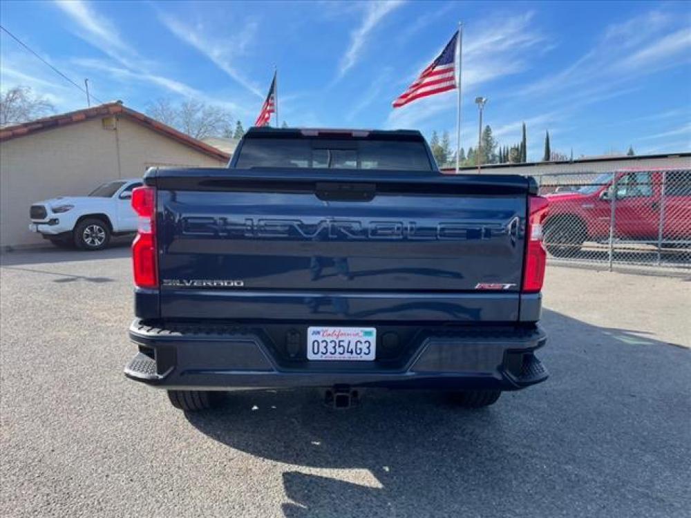 2021 Northsky Blue Metallic Chevrolet Silverado 1500 RST (3GCUYEET6MG) with an 3.0L Duramax 3.0L Diesel Turbo Common Rail Direct Injection engine, 10-Speed Shiftable Automatic transmission, located at 800 Riverside Ave, Roseville, CA, 95678, (916) 773-4549, 38.732265, -121.291039 - Photo #9
