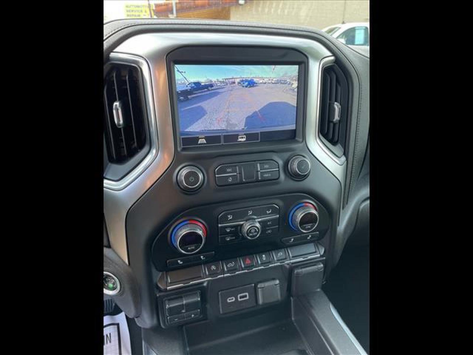 2021 Northsky Blue Metallic Chevrolet Silverado 1500 RST (3GCUYEET6MG) with an 3.0L Duramax 3.0L Diesel Turbo Common Rail Direct Injection engine, 8-Speed Shiftable Automatic transmission, located at 800 Riverside Ave, Roseville, CA, 95678, (916) 773-4549, 38.732265, -121.291039 - DURAMAX DIESEL CREW CAB 4X4 RST 32K MILES ONE OWNER - Photo #12