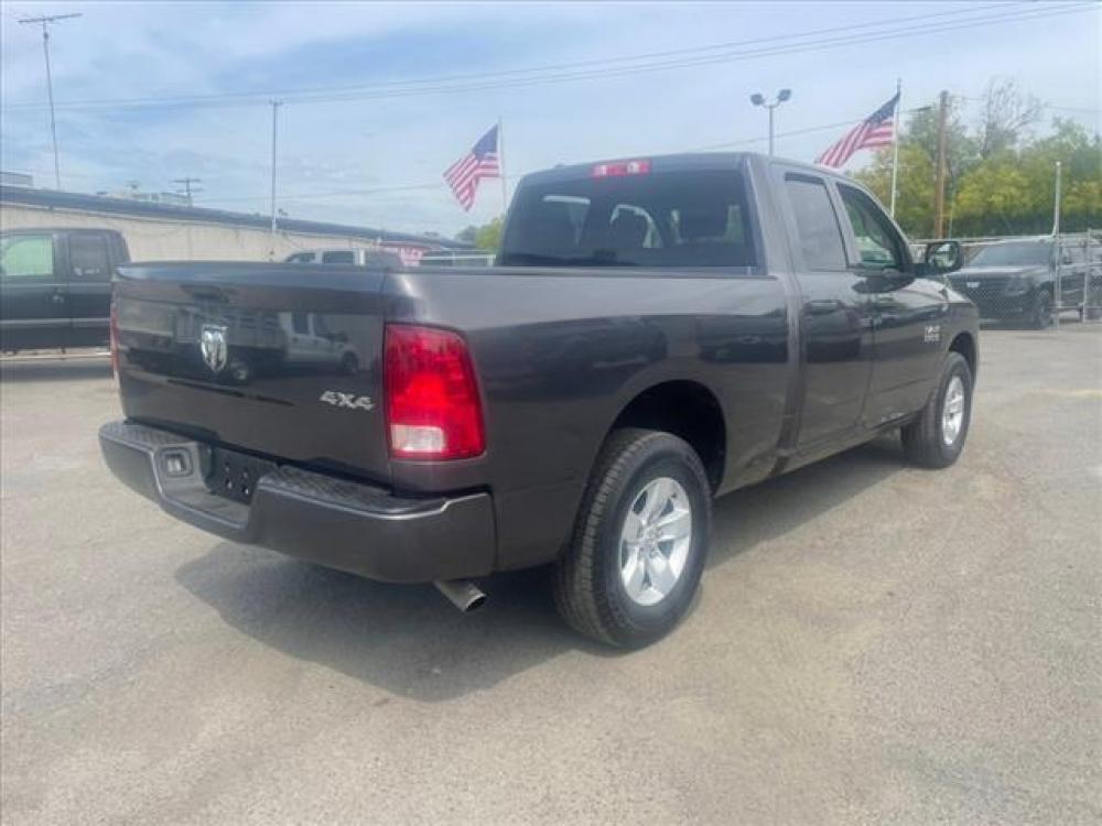 2018 Granite Crystal Metallic Clear Coat RAM 1500 Express (1C6RR7FG3JS) with an 3.6L 3.6L Flex Fuel V6 305hp 2 Sequential Multiport Fuel Injection engine, 8-Speed Shiftable Automatic transmission, located at 800 Riverside Ave, Roseville, CA, 95678, (916) 773-4549, 38.732265, -121.291039 - 4X4 QUAD CAB EXPRESS ONE OWNER - Photo #3