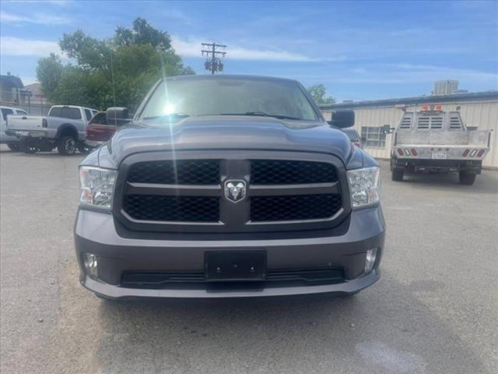 2018 Granite Crystal Metallic Clear Coat RAM 1500 Express (1C6RR7FG3JS) with an 3.6L 3.6L Flex Fuel V6 305hp 2 Sequential Multiport Fuel Injection engine, 8-Speed Shiftable Automatic transmission, located at 800 Riverside Ave, Roseville, CA, 95678, (916) 773-4549, 38.732265, -121.291039 - 4X4 QUAD CAB EXPRESS ONE OWNER - Photo #7