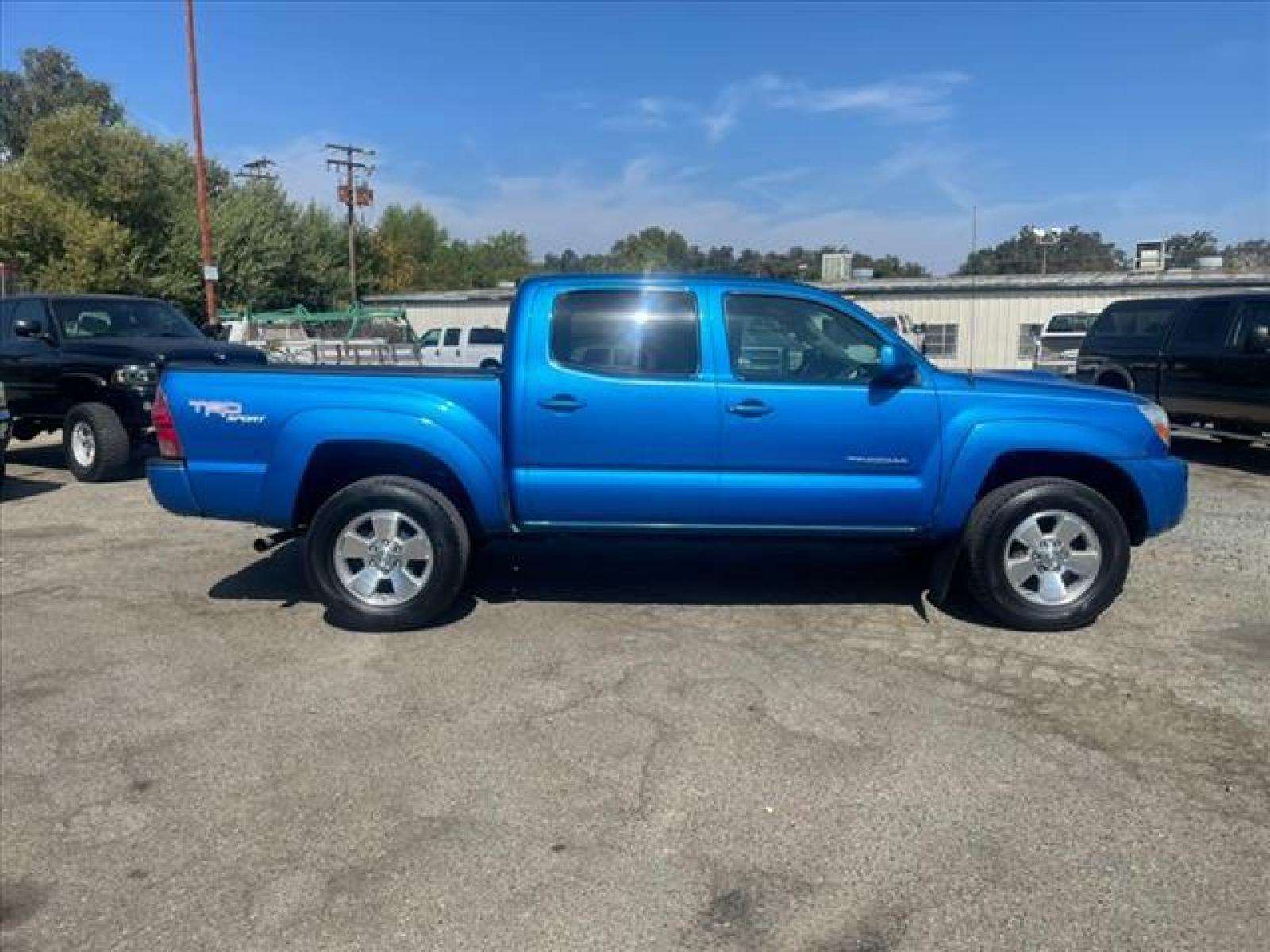 2008 Speedway Blue Metallic Toyota Tacoma PreRunner V6 (5TEJU62N18Z) with an 4.0L 4.0L V6 236hp 266ft. lbs. Sequential Electronic Fuel Injection engine, 5-Speed Automatic Overdrive w/ECT-i transmission, located at 800 Riverside Ave, Roseville, CA, 95678, (916) 773-4549, 38.732265, -121.291039 - TRD SPORT PACKAGE SERVICE RECORDS ON CLEAN CARFAX - Photo #6