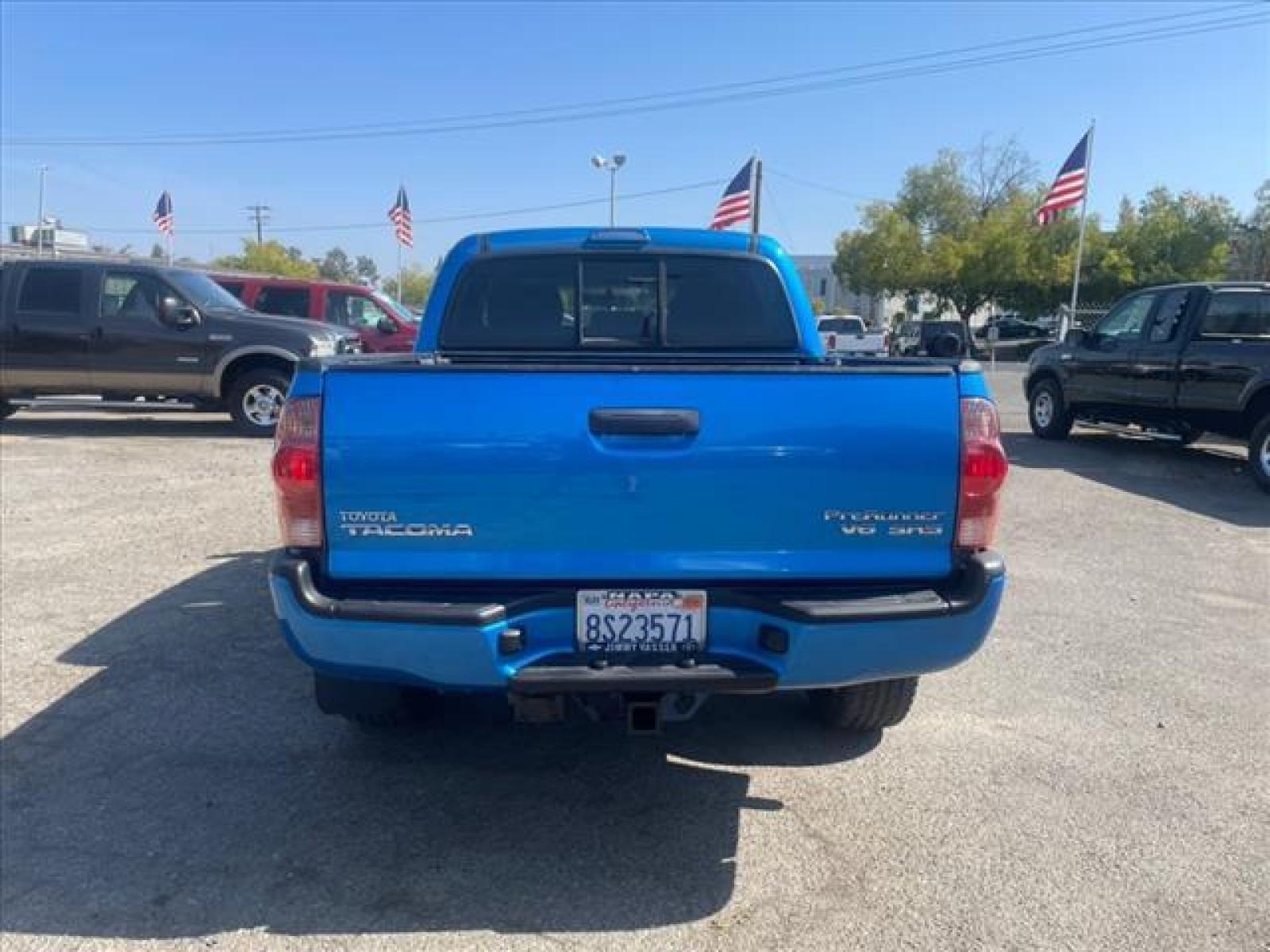 2008 Speedway Blue Metallic Toyota Tacoma PreRunner V6 (5TEJU62N18Z) with an 4.0L 4.0L V6 236hp 266ft. lbs. Sequential Electronic Fuel Injection engine, 5-Speed Automatic Overdrive w/ECT-i transmission, located at 800 Riverside Ave, Roseville, CA, 95678, (916) 773-4549, 38.732265, -121.291039 - TRD SPORT PACKAGE SERVICE RECORDS ON CLEAN CARFAX - Photo #8