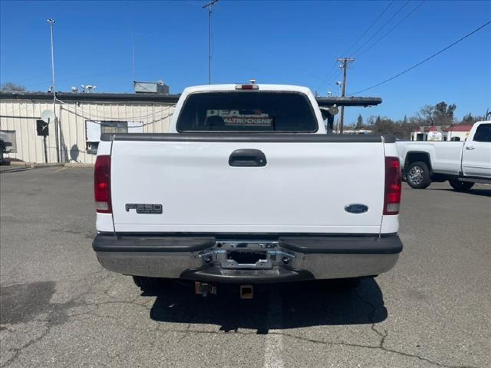 2002 Oxford White Clearcoat Ford F-250 Super Duty XLT (1FTNW21F22E) with an 7.3L Power Stroke 7.3L Diesel Direct Injection engine, 4-Speed Automatic transmission, located at 800 Riverside Ave, Roseville, CA, 95678, (916) 773-4549, 38.732265, -121.291039 - 7.3 DIESEL CREW CAB 4X4 XLT NEW TIRES CLEAN CARFAX - Photo #8