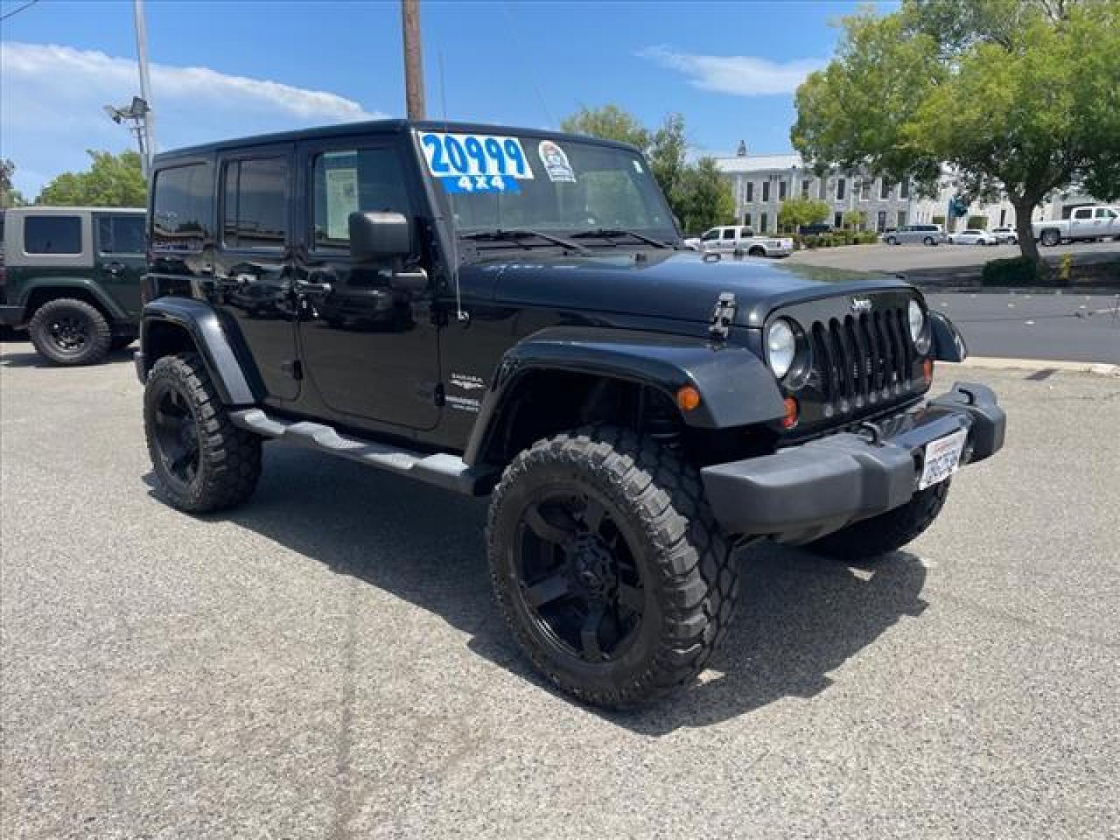2013 Black Clear Coat Jeep Wrangler Unlimited Sahara (1C4BJWEG2DL) with an 3.6L 3.6L V6 285hp 260ft. lbs. Sequential Multiport Fuel Injection engine, 5-Speed Automatic transmission, located at 800 Riverside Ave, Roseville, CA, 95678, (916) 773-4549, 38.732265, -121.291039 - 4X4 UNLIMITED SAHARA HARDTOP CUSTOM WHEELS ONE OWNER - Photo #1