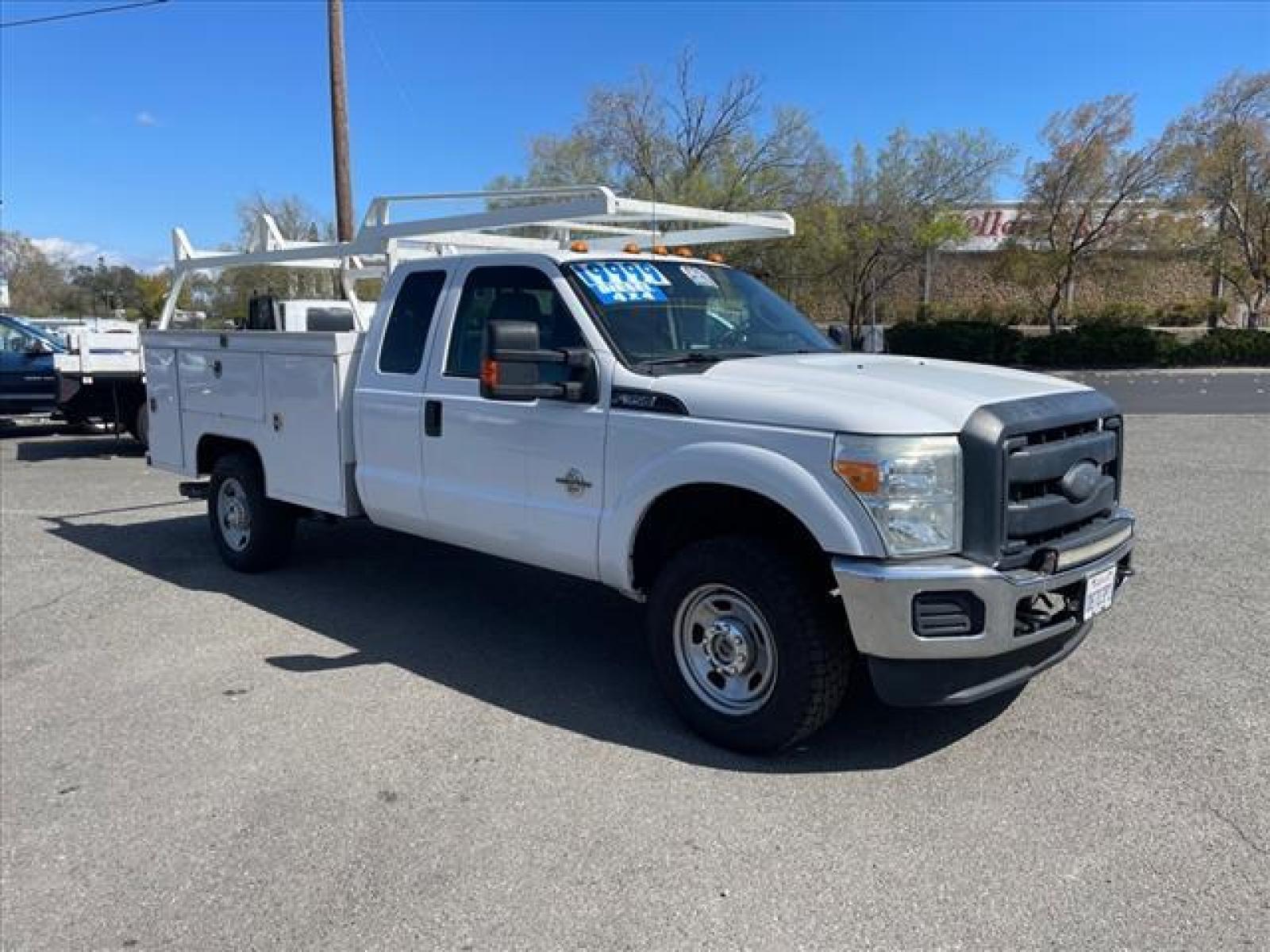 2015 Oxford White Ford F-350 Super Duty XL (1FD8X3FT4FE) with an 6.7L Power Stroke 6.7L Biodies Common Rail Direct Injection engine, 6-Speed Shiftable Automatic transmission, located at 800 Riverside Ave, Roseville, CA, 95678, (916) 773-4549, 38.732265, -121.291039 - DIESEL SUPER CAB 4X4 SCELZI UTILITY BED SERVICE RECORDS ONE OWNER - Photo #1