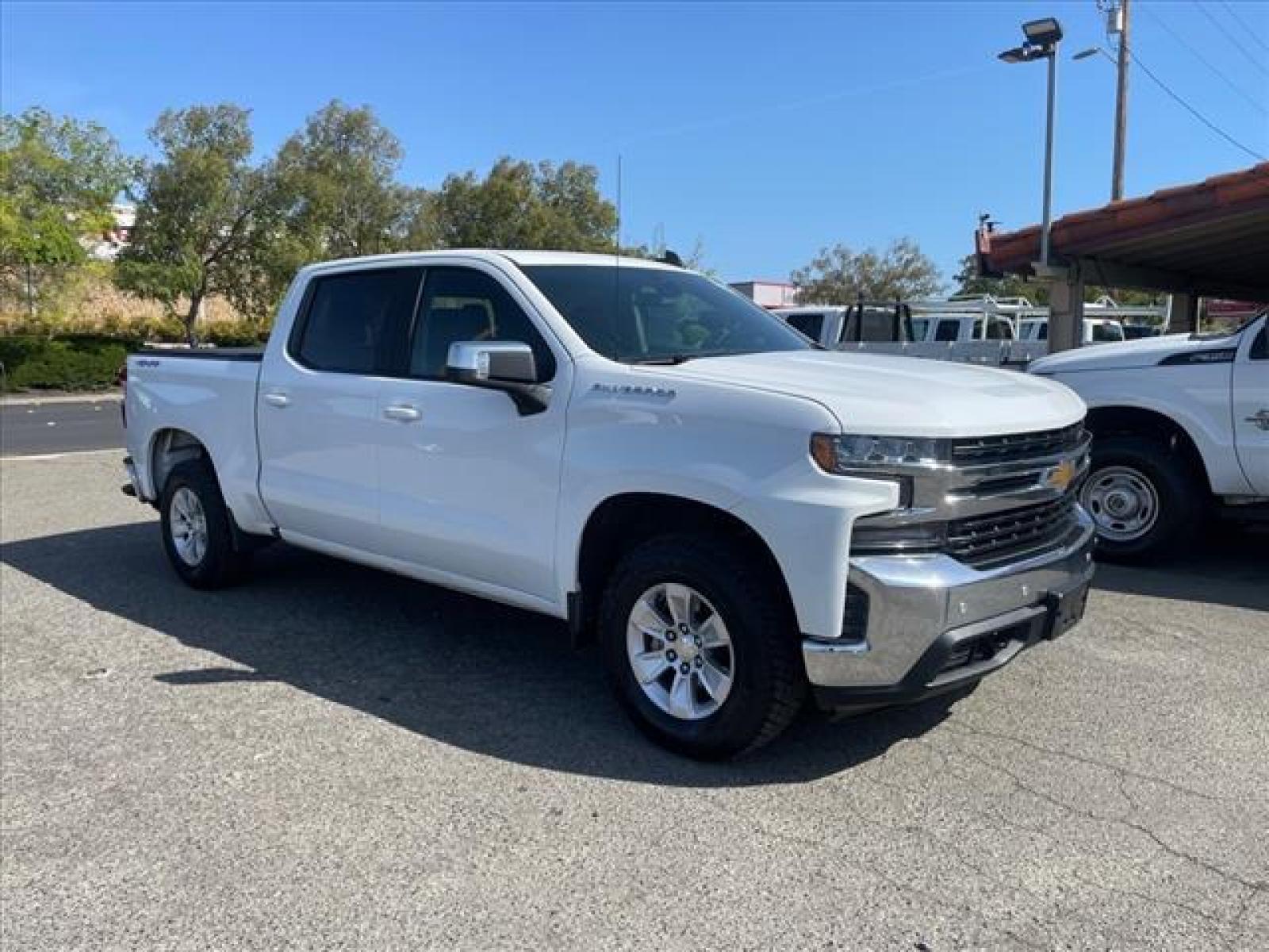2019 Summit White Chevrolet Silverado 1500 LT (1GCUYDED8KZ) with an 5.3L EcoTec3 5.3L V8 355hp 383 Direct Injection engine, 8-Speed Shiftable Automatic transmission, located at 800 Riverside Ave, Roseville, CA, 95678, (916) 773-4549, 38.732265, -121.291039 - 4X4 CREW CAB LT ONE OWNER SERVICE RECORDS ON CLEAN CARFAX - Photo #1