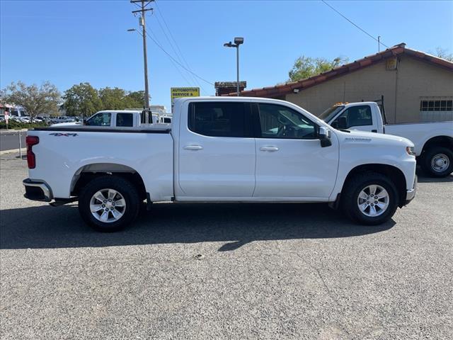 2019 Summit White Chevrolet Silverado 1500 LT (1GCUYDED8KZ) with an 5.3L EcoTec3 5.3L V8 355hp 383ft. lbs. Direct Injection engine, 8-Speed Shiftable Automatic transmission, located at 800 Riverside Ave, Roseville, CA, 95678, 916-773-4549 & Toll Free: 866-719-4393, 38.732265, -121.291039 - 4X4 CREW CAB LT NEW TIRES ONE OWNER SERVICE RECORDS ON CLEAN CARFAX - Photo #5