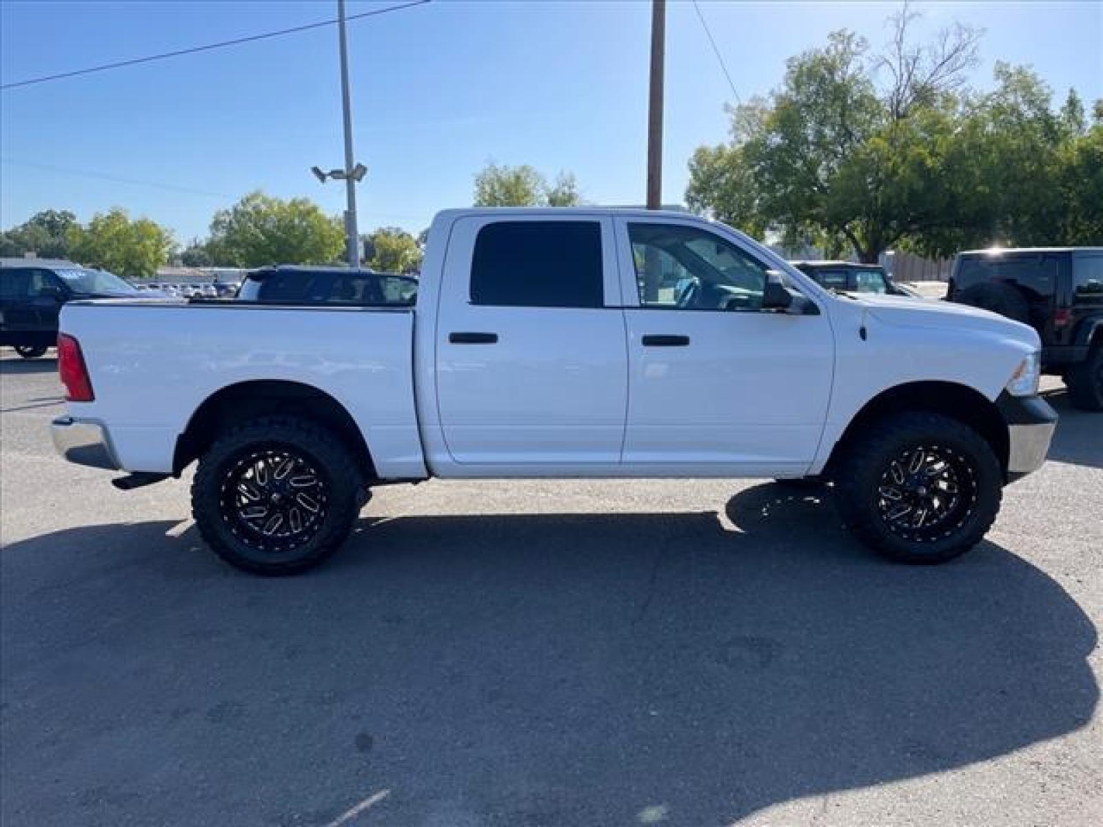 2018 Bright White Clear Coat RAM 1500 Tradesman (1C6RR7KM8JS) with an 3.0L 3.0L Biodiesel Turbo V6 2 Common Rail Direct Injection engine, 8-Speed Shiftable Automatic transmission, located at 800 Riverside Ave, Roseville, CA, 95678, (916) 773-4549, 38.732265, -121.291039 - ECODIESEL CREW CAB 4X4 TRADESMAN 72K MILES CLEAN CARFAX - Photo #5