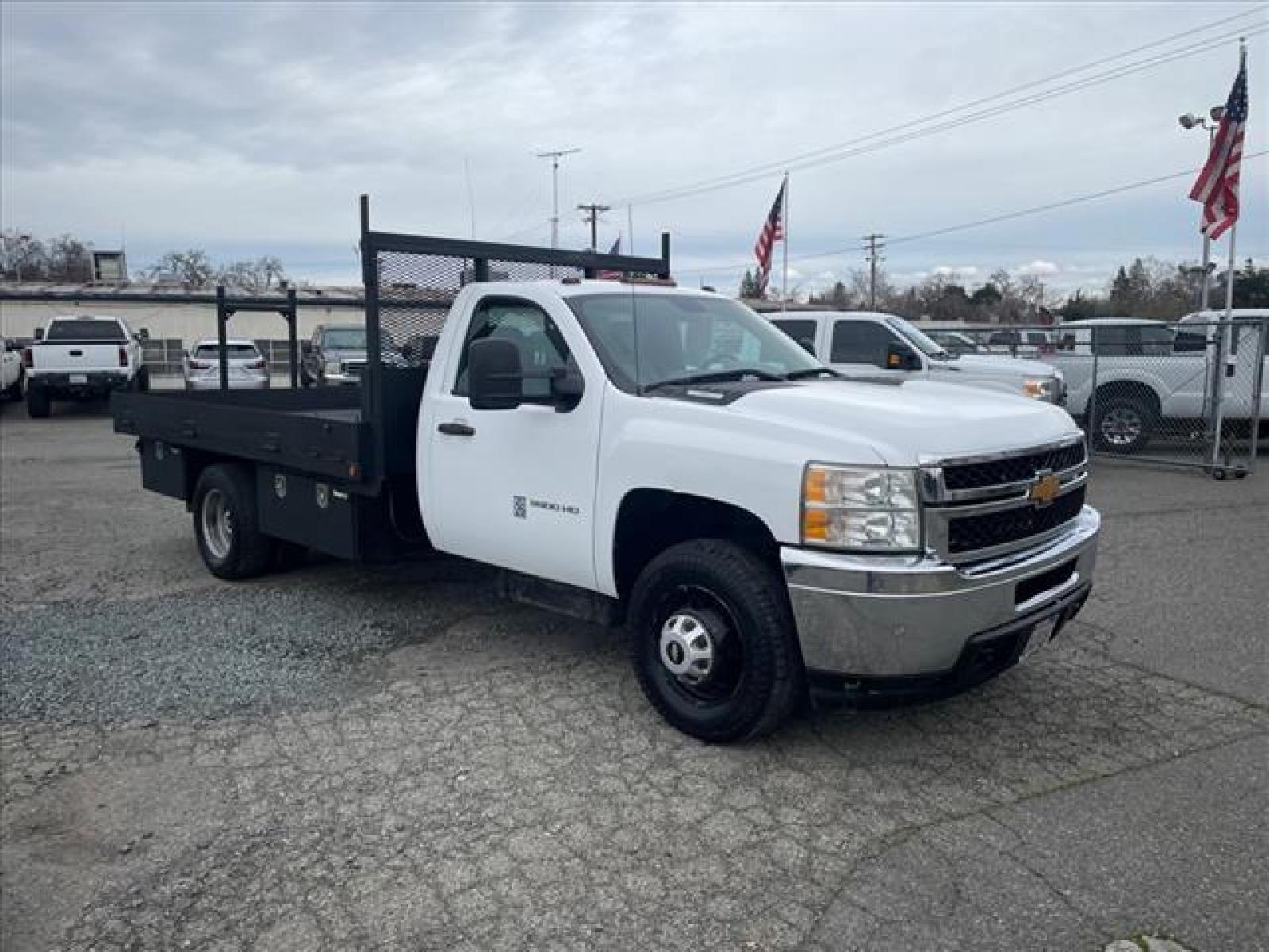 2013 Summit White Chevrolet Silverado 3500HD Work Truck (1GB3CZC84DF) with an 6.6L Duramax 6.6L Diesel Turbo V8 397hp 765ft. lbs. Common Rail Direct Injection engine, Allison 1000 6-Speed Shiftable Automatic transmission, located at 800 Riverside Ave, Roseville, CA, 95678, (916) 773-4549, 38.732265, -121.291039 - DURAMAX DIESEL DUALLY FLATBED ALLISON TRANSMISSION ONE SERVICE RECORDS ONE OWNER - Photo #6