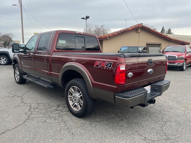 2015 Bronze Fire/Caribou Metallic Ford F-250 Super Duty King Ranch (1FT7W2BT2FE) with an 6.7L Power Stroke 6.7L Biodiesel Turbo V8 440hp 860ft. lbs. Common Rail Direct Injection engine, 6-Speed Shiftable Automatic transmission, located at 800 Riverside Ave, Roseville, CA, 95678, 916-773-4549 & Toll Free: 866-719-4393, 38.732265, -121.291039 - DIESEL CREW CAB 4X4 FX4 KING RANCH LOW MILES MOON ROOF - Photo #3