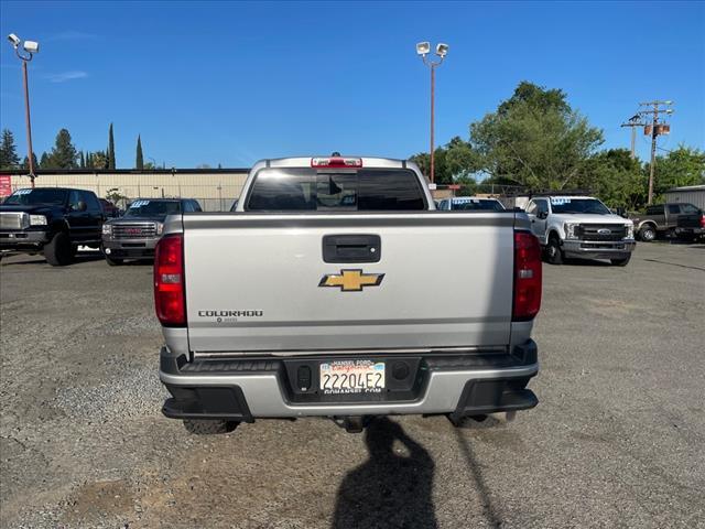 2017 Silver Ice Metallic Chevrolet Colorado Z71 (1GCPTDE1XH1) with an 2.8L Duramax 2.8L Diesel Turbo I4 181hp 369ft. lbs. Common Rail Direct Injection engine, 6-Speed Shiftable Automatic transmission, located at 800 Riverside Ave, Roseville, CA, 95678, 916-773-4549 & Toll Free: 866-719-4393, 38.732265, -121.291039 - DURAMAX DIESEL CREW CAB 4X4 Z71 CLEAN CARFAX - Photo #9