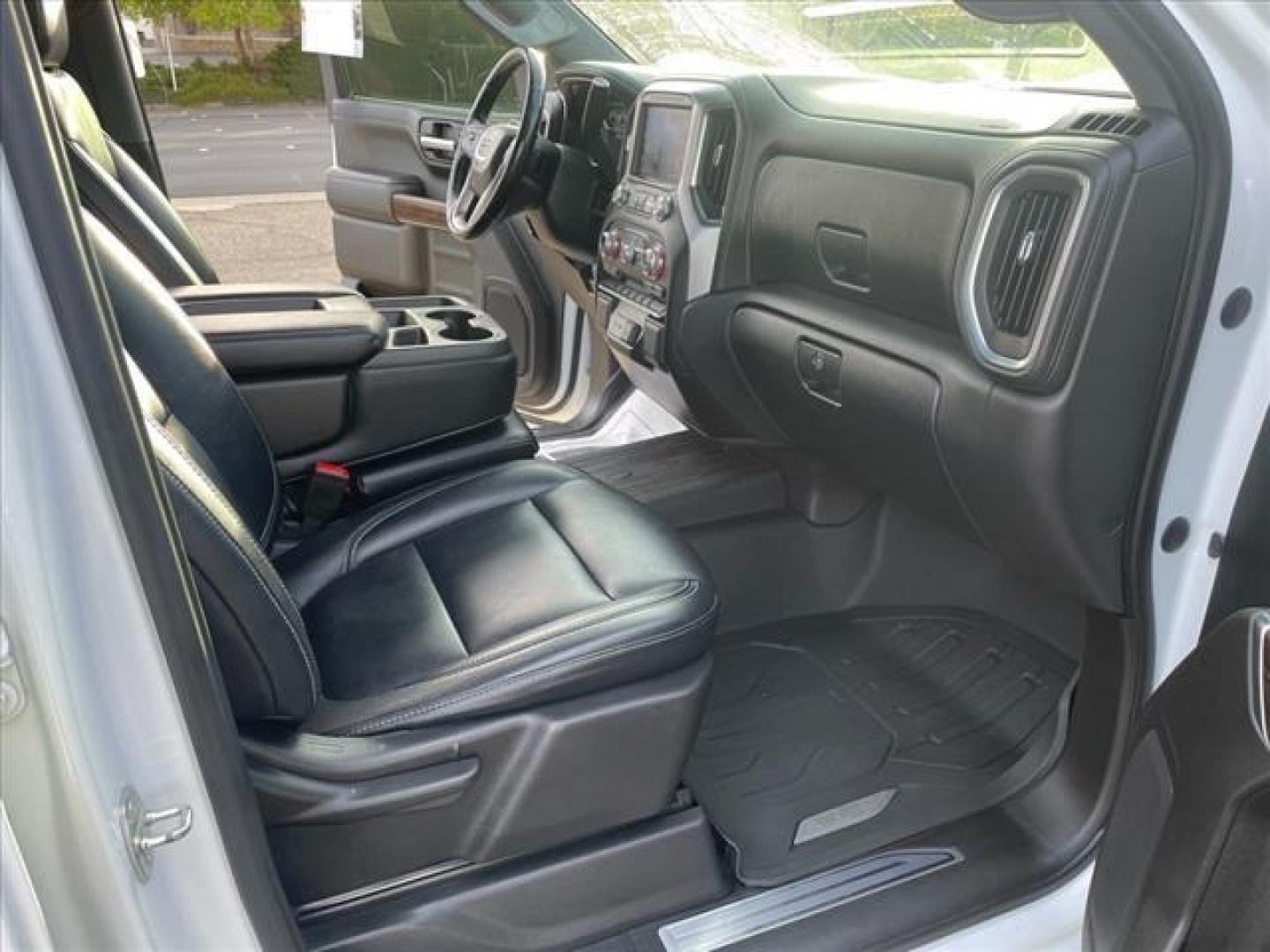 2021 Summit White GMC Sierra 1500 Elevation (3GTU9CET0MG) with an 3.0L Duramax 3.0L Diesel Turbo I6 277hp 460ft. lbs. Common Rail Direct Injection engine, 10-Speed Shiftable Automatic transmission, located at 800 Riverside Ave, Roseville, CA, 95678, (916) 773-4549, 38.732265, -121.291039 - Photo#15
