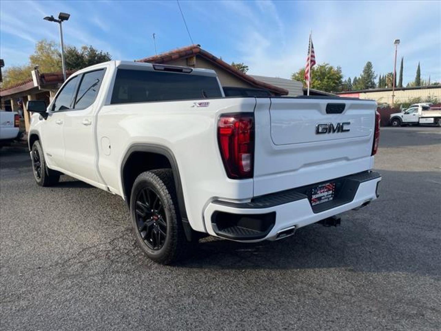 2021 Summit White GMC Sierra 1500 Elevation (3GTU9CET0MG) with an 3.0L Duramax 3.0L Diesel Turbo I6 277hp 460ft. lbs. Common Rail Direct Injection engine, 10-Speed Shiftable Automatic transmission, located at 800 Riverside Ave, Roseville, CA, 95678, (916) 773-4549, 38.732265, -121.291039 - Photo#3