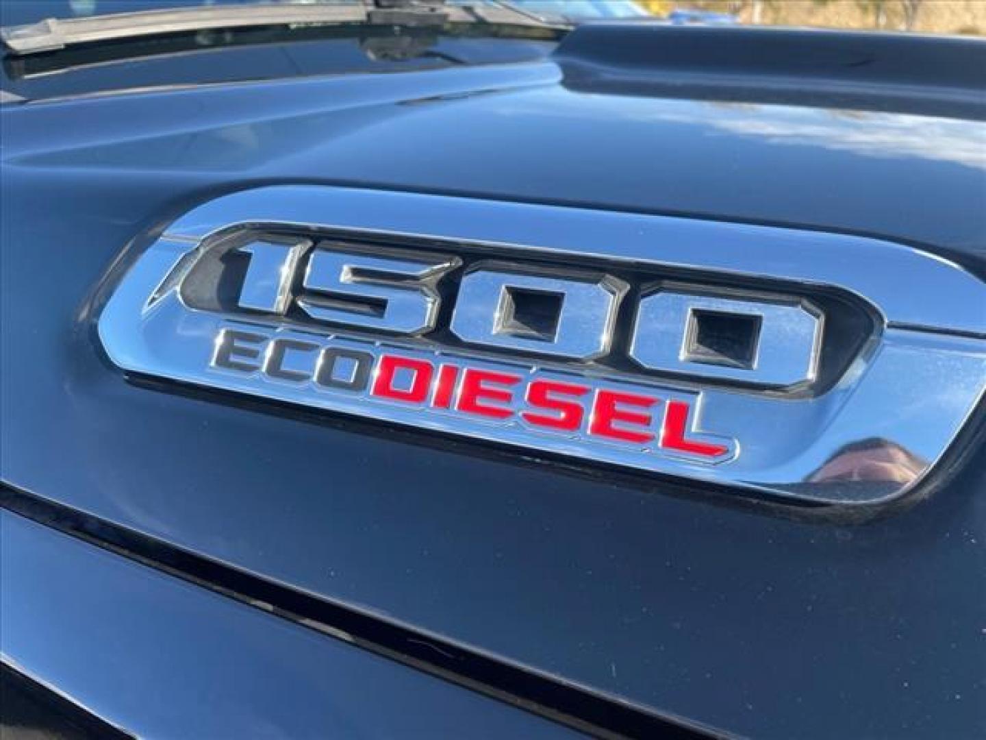 2020 Diamond Black Crystal Pearl Coat RAM 1500 Laramie (1C6SRFJM2LN) with an 3.0L EcoDiesel 3.0L Biodiesel Turbo V6 260hp 480ft. lbs. Common Rail Direct Injection engine, 8-Speed Shiftable Automatic transmission, located at 800 Riverside Ave, Roseville, CA, 95678, (916) 773-4549, 38.732265, -121.291039 - Photo#2