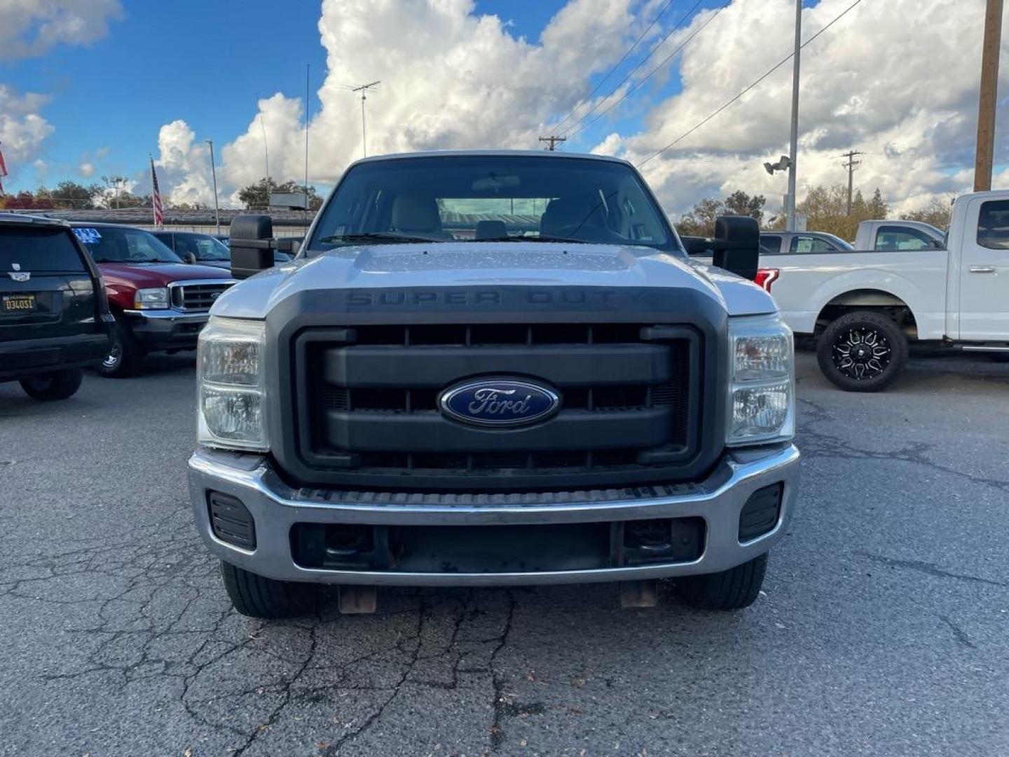 2013 Oxford White Ford F-350 Super Duty XL (1FT8W3BT4DE) with an 6.7L Power Stroke 6.7L Biodiesel Turbo V8 400hp 800ft. lbs. Common Rail Direct Injection engine, 6-Speed Shiftable Automatic transmission, located at 800 Riverside Ave, Roseville, CA, 95678, (916) 773-4549, 38.732265, -121.291039 - DIESEL CREW CAB 4X4 ONE OWNER CLEAN CARFAX - Photo#7