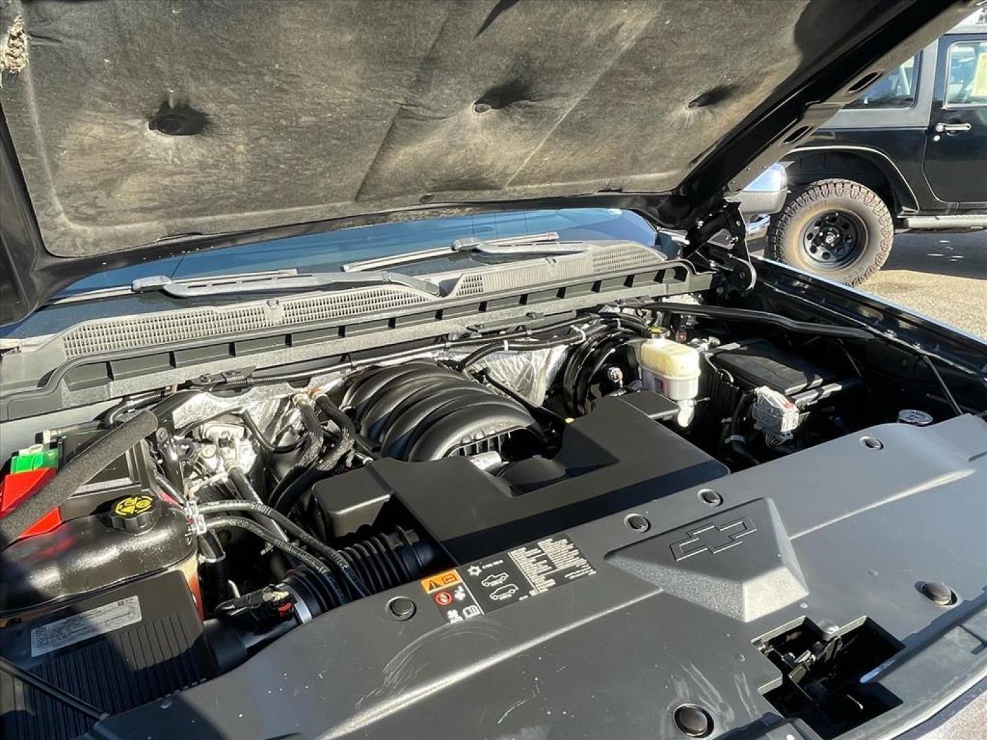 2016 Autumn Bronze Metallic Chevrolet Silverado 1500 LTZ Z71 (1GCVKSEC3GZ) with an 5.3L EcoTec3 5.3L V8 355hp 383ft. lbs. Direct Injection engine, 6-Speed Shiftable Automatic w/Overdrive transmission, located at 800 Riverside Ave, Roseville, CA, 95678, (916) 773-4549, 38.732265, -121.291039 - 4X4 Z-71 DOUBLE CAB LTZ CLEAN CARFAX - Photo#13