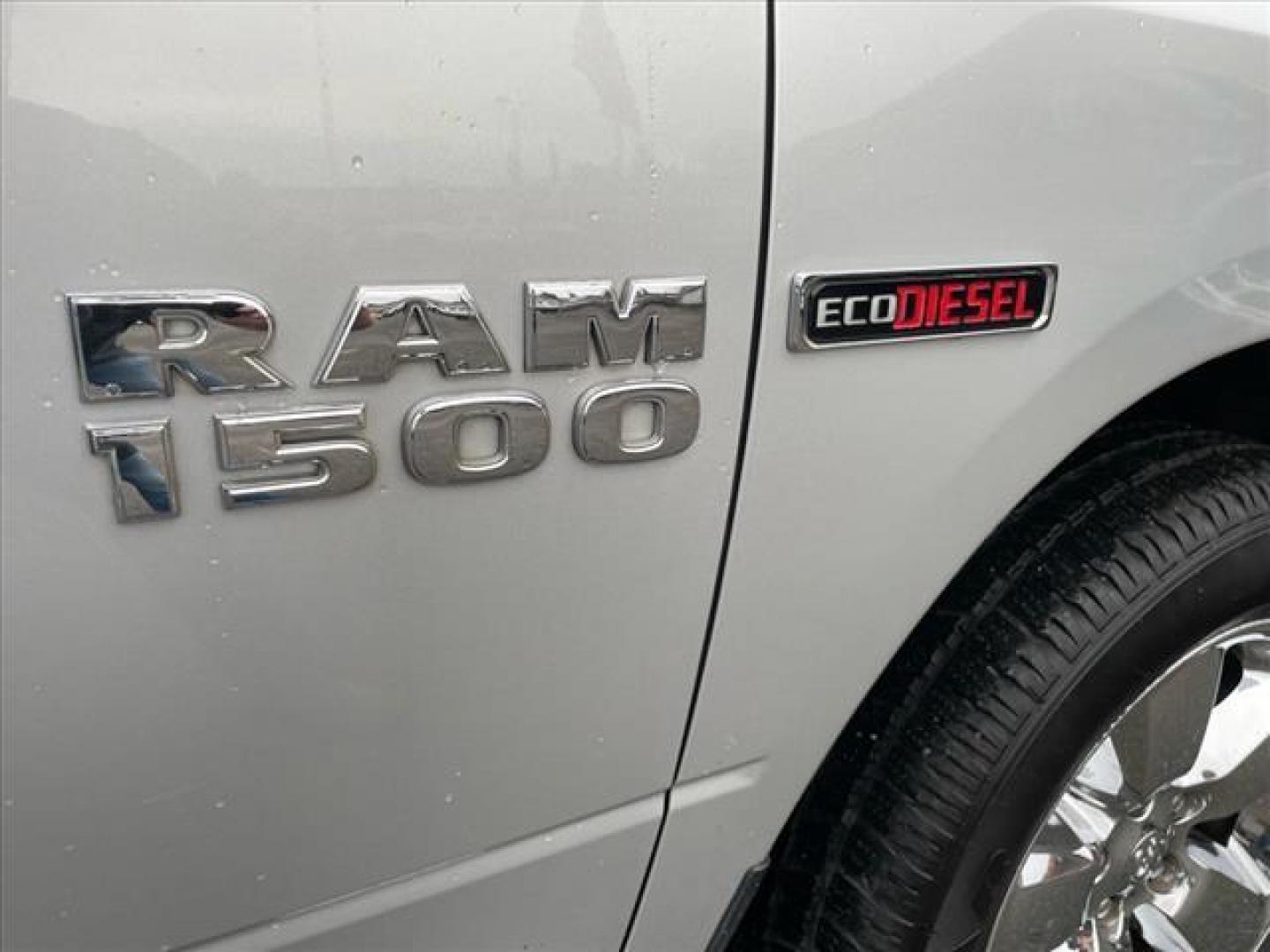 2016 Bright Silver Metallic Clear Coat RAM 1500 Big Horn (1C6RR7LM1GS) with an 3.0L EcoDiesel 3.0L Biodiesel Turbo V6 240hp 420ft. lbs. Common Rail Direct Injection engine, 8-Speed Shiftable Automatic transmission, located at 800 Riverside Ave, Roseville, CA, 95678, (916) 773-4549, 38.732265, -121.291039 - ECODIESEL CREW CAB 4X4 SLT BIG HORN CLEAN CARFAX - Photo#15