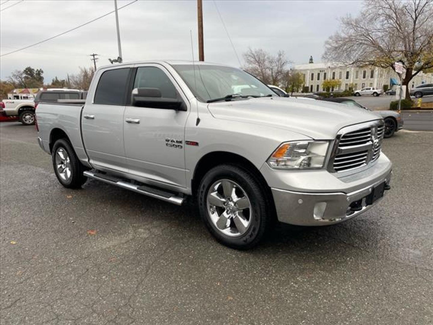 2016 Bright Silver Metallic Clear Coat RAM 1500 Big Horn (1C6RR7LM1GS) with an 3.0L EcoDiesel 3.0L Biodiesel Turbo V6 240hp 420ft. lbs. Common Rail Direct Injection engine, 8-Speed Shiftable Automatic transmission, located at 800 Riverside Ave, Roseville, CA, 95678, (916) 773-4549, 38.732265, -121.291039 - ECODIESEL CREW CAB 4X4 SLT BIG HORN CLEAN CARFAX - Photo#6
