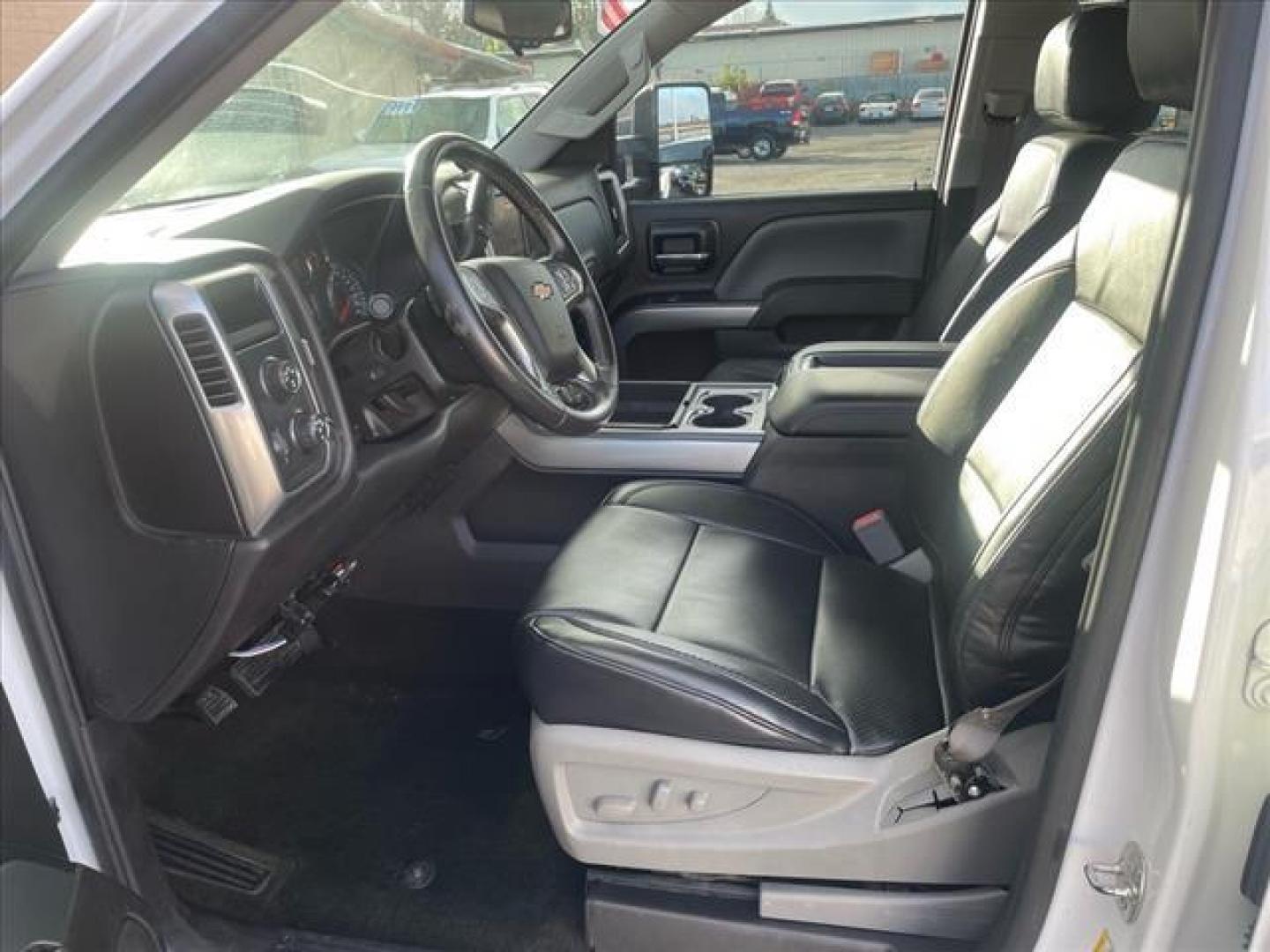 2014 Summit White Chevrolet Silverado 1500 LT (3GCUKREC7EG) with an 5.3L EcoTec3 5.3L Flex Fuel V8 355hp 383ft. lbs. Direct Injection engine, 6-Speed Shiftable Automatic w/Overdrive transmission, located at 800 Riverside Ave, Roseville, CA, 95678, (916) 773-4549, 38.732265, -121.291039 - Photo#10