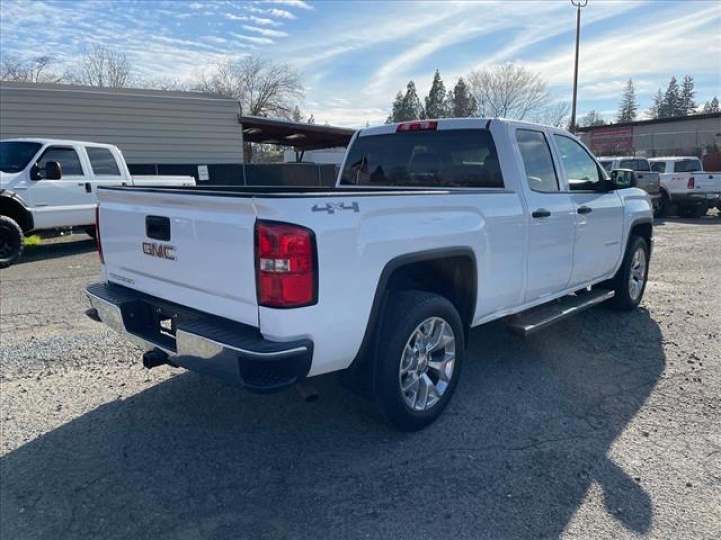 2014 Summit White GMC Sierra 1500 Base (1GTV2TEC4EZ) with an 5.3L EcoTec3 5.3L Flex Fuel V8 355hp 383ft. lbs. Direct Injection engine, 6-Speed Shiftable Automatic w/Overdrive transmission, located at 800 Riverside Ave, Roseville, CA, 95678, (916) 773-4549, 38.732265, -121.291039 - Photo#4
