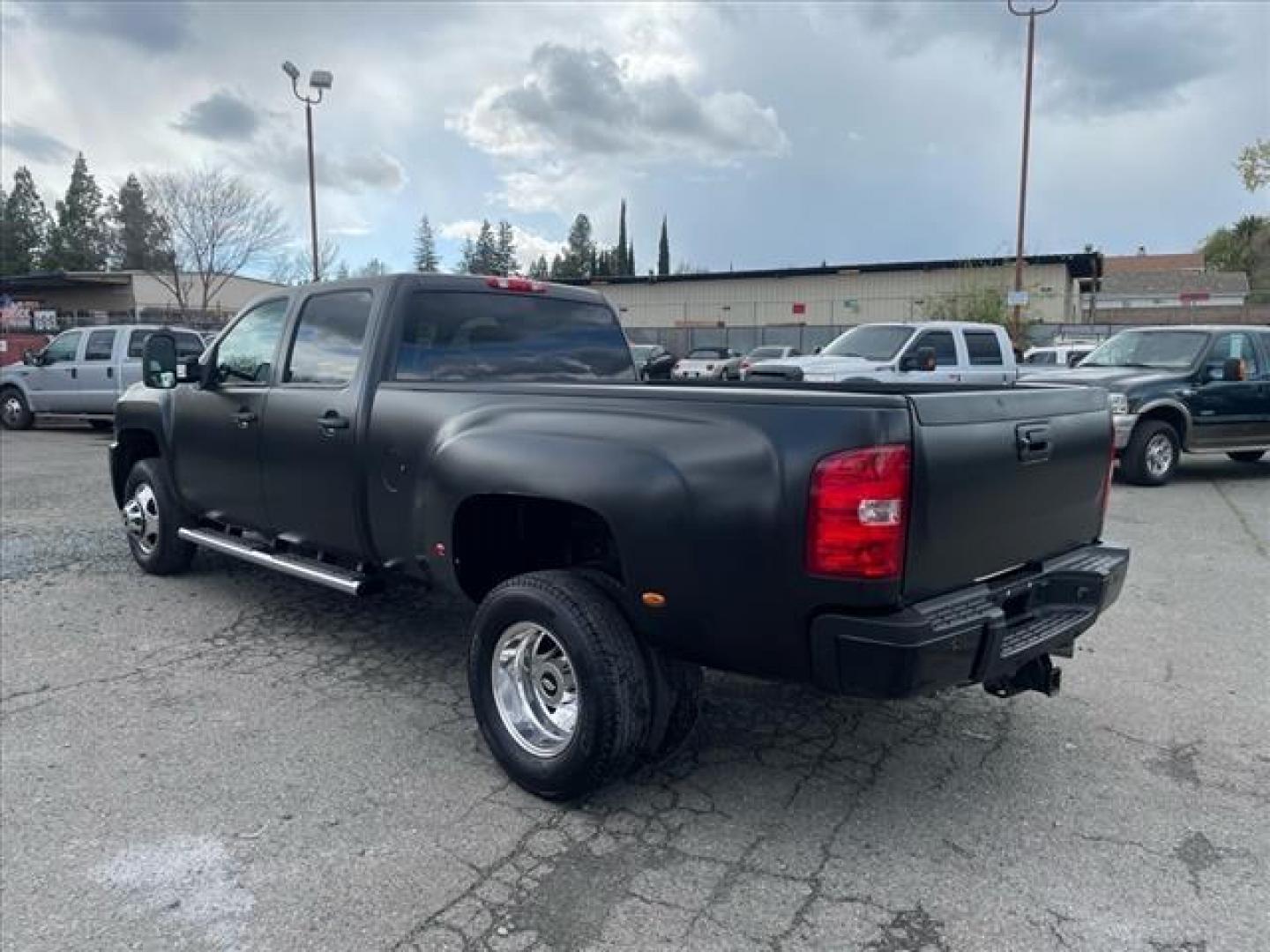 2013 Black Chevrolet Silverado 3500HD LT (1GC4C0C81DF) with an 6.6L Duramax 6.6L Diesel Turbo V8 397hp 765ft. lbs. Common Rail Direct Injection engine, Allison 1000 6-Speed Shiftable Automatic transmission, located at 800 Riverside Ave, Roseville, CA, 95678, (916) 773-4549, 38.732265, -121.291039 - Photo#2