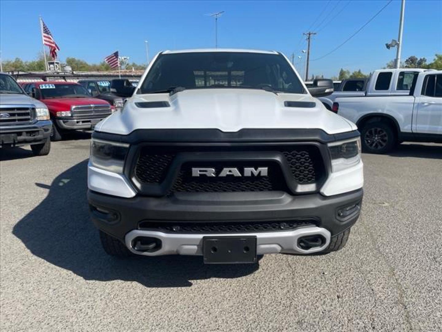 2020 Bright White Clear Coat RAM 1500 Rebel (1C6SRFLT3LN) with an 5.7L HEMI 5.7L V8 395hp 410ft. lbs. Sequential Multiport Fuel Injection engine, 8-Speed Shiftable Automatic transmission, located at 800 Riverside Ave, Roseville, CA, 95678, (916) 773-4549, 38.732265, -121.291039 - Photo#7