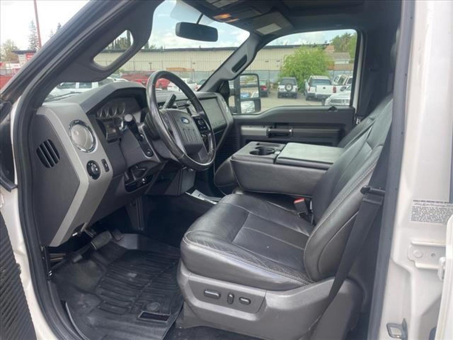 2012 Oxford White Ford F-350 Super Duty Lariat (1FT8W3BT1CE) with an 6.7L Power Stroke 6.7L Biodiesel Turbo V8 400hp 800ft. lbs. Common Rail Direct Injection engine, 6-Speed Shiftable Automatic transmission, located at 800 Riverside Ave, Roseville, CA, 95678, (916) 773-4549, 38.732265, -121.291039 - Photo#8