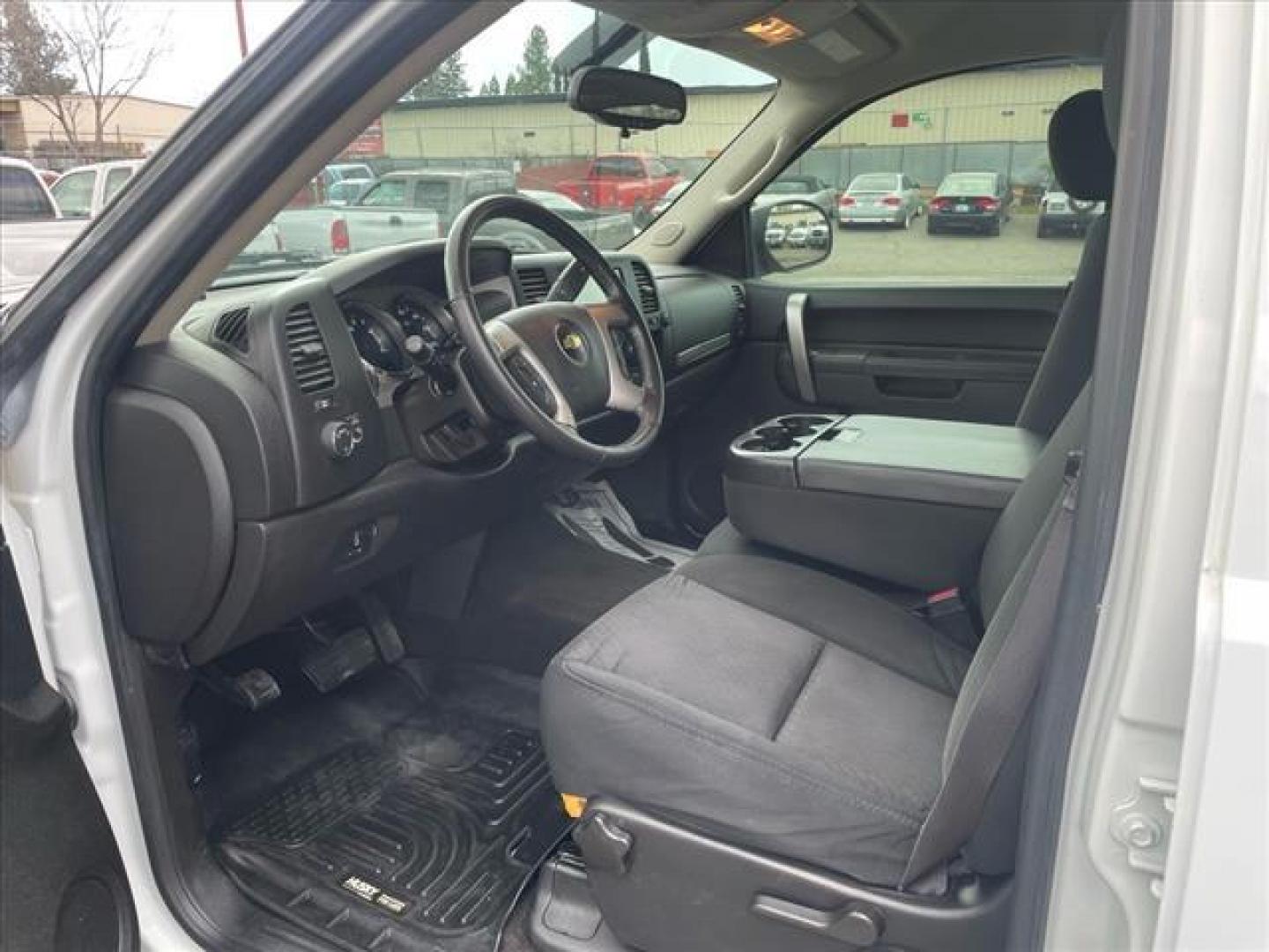 2013 Summit White Chevrolet Silverado 2500HD LT (1GC1KXE83DF) with an 6.6L Duramax 6.6L Diesel Turbo V8 397hp 765ft. lbs. Common Rail Direct Injection engine, Allison 1000 6-Speed Shiftable Automatic transmission, located at 800 Riverside Ave, Roseville, CA, 95678, (916) 773-4549, 38.732265, -121.291039 - Photo#11