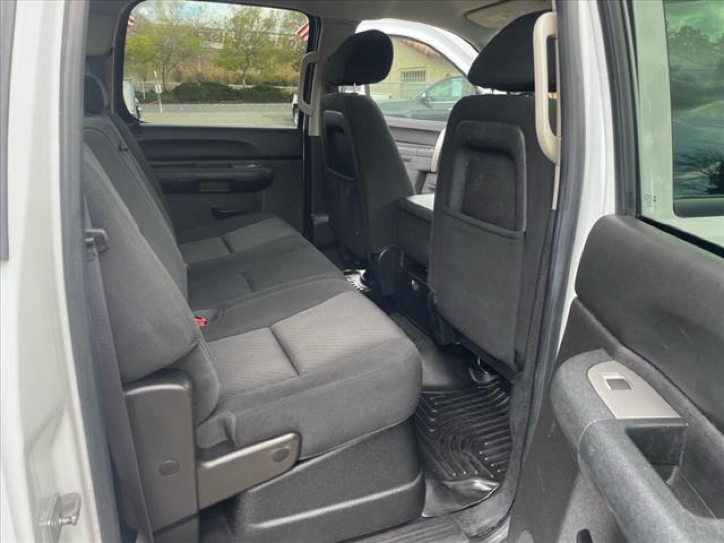 2013 Summit White Chevrolet Silverado 2500HD LT (1GC1KXE83DF) with an 6.6L Duramax 6.6L Diesel Turbo V8 397hp 765ft. lbs. Common Rail Direct Injection engine, Allison 1000 6-Speed Shiftable Automatic transmission, located at 800 Riverside Ave, Roseville, CA, 95678, (916) 773-4549, 38.732265, -121.291039 - Photo#15
