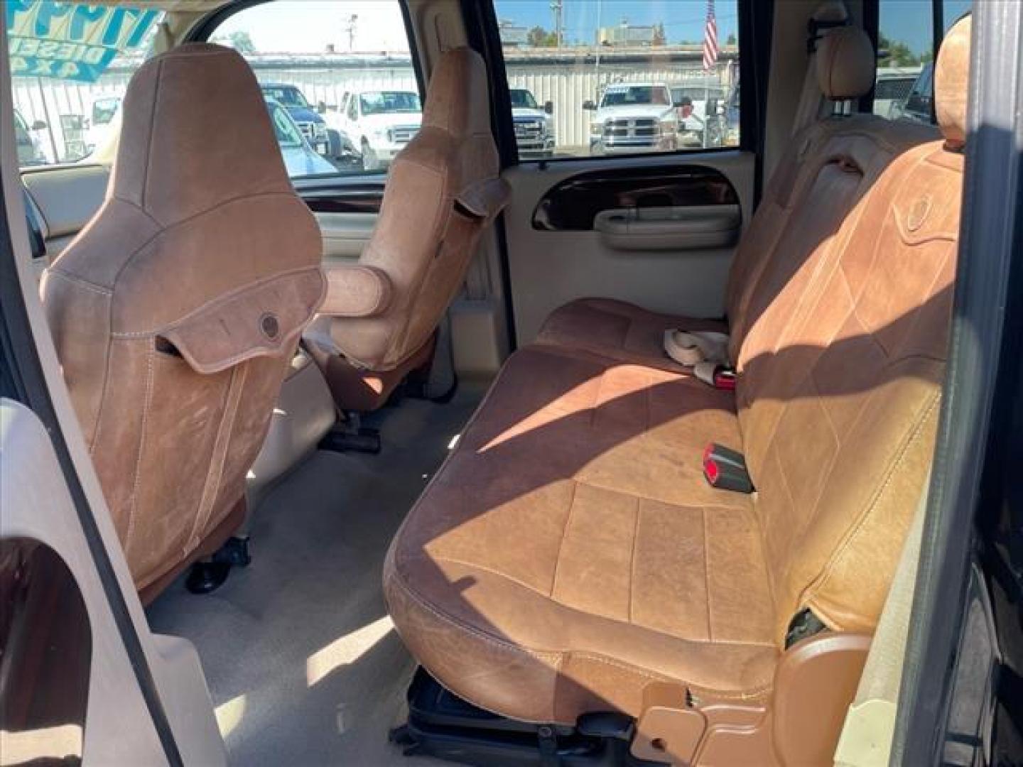 2006 Dark Green Satin Clearcoat Metallic Ford F-350 Super Duty King Ranch (1FTWW31P56E) with an 0.0 8 Cylinder Direct Injection engine, 5-Speed Automatic transmission, located at 800 Riverside Ave, Roseville, CA, 95678, (916) 773-4549, 38.732265, -121.291039 - DIESEL CREW CAB 4X4 FX4 KING RANCH LOW MILES - Photo#13