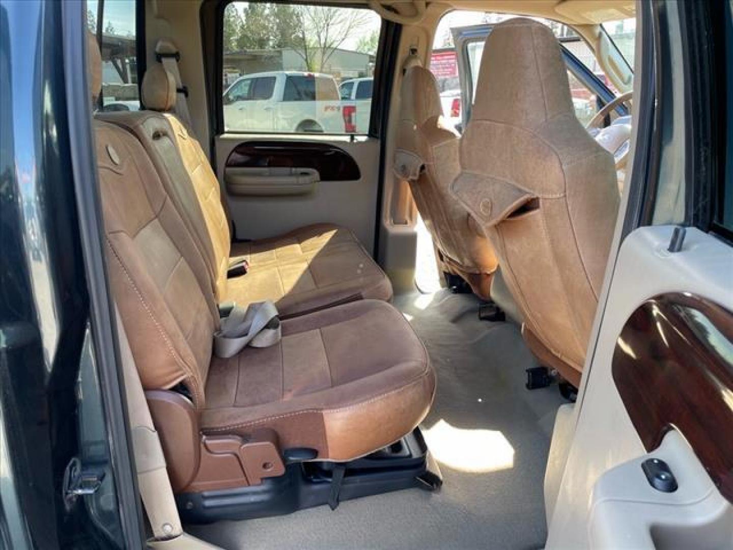 2006 Dark Green Satin Clearcoat Metallic Ford F-350 Super Duty King Ranch (1FTWW31P56E) with an 0.0 8 Cylinder Direct Injection engine, 5-Speed Automatic transmission, located at 800 Riverside Ave, Roseville, CA, 95678, (916) 773-4549, 38.732265, -121.291039 - DIESEL CREW CAB 4X4 FX4 KING RANCH LOW MILES - Photo#15