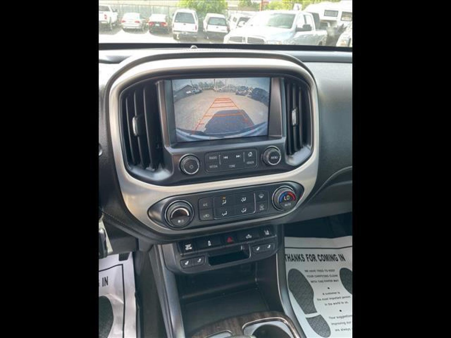 2016 Summit White GMC Canyon SLT (1GTP6DE17G1) with an 2.8L Duramax 2.8L Diesel Turbo I4 181hp 369ft. lbs. Common Rail Direct Injection engine, 6-Speed Shiftable Automatic transmission, located at 800 Riverside Ave, Roseville, CA, 95678, (916) 773-4549, 38.732265, -121.291039 - Photo#12