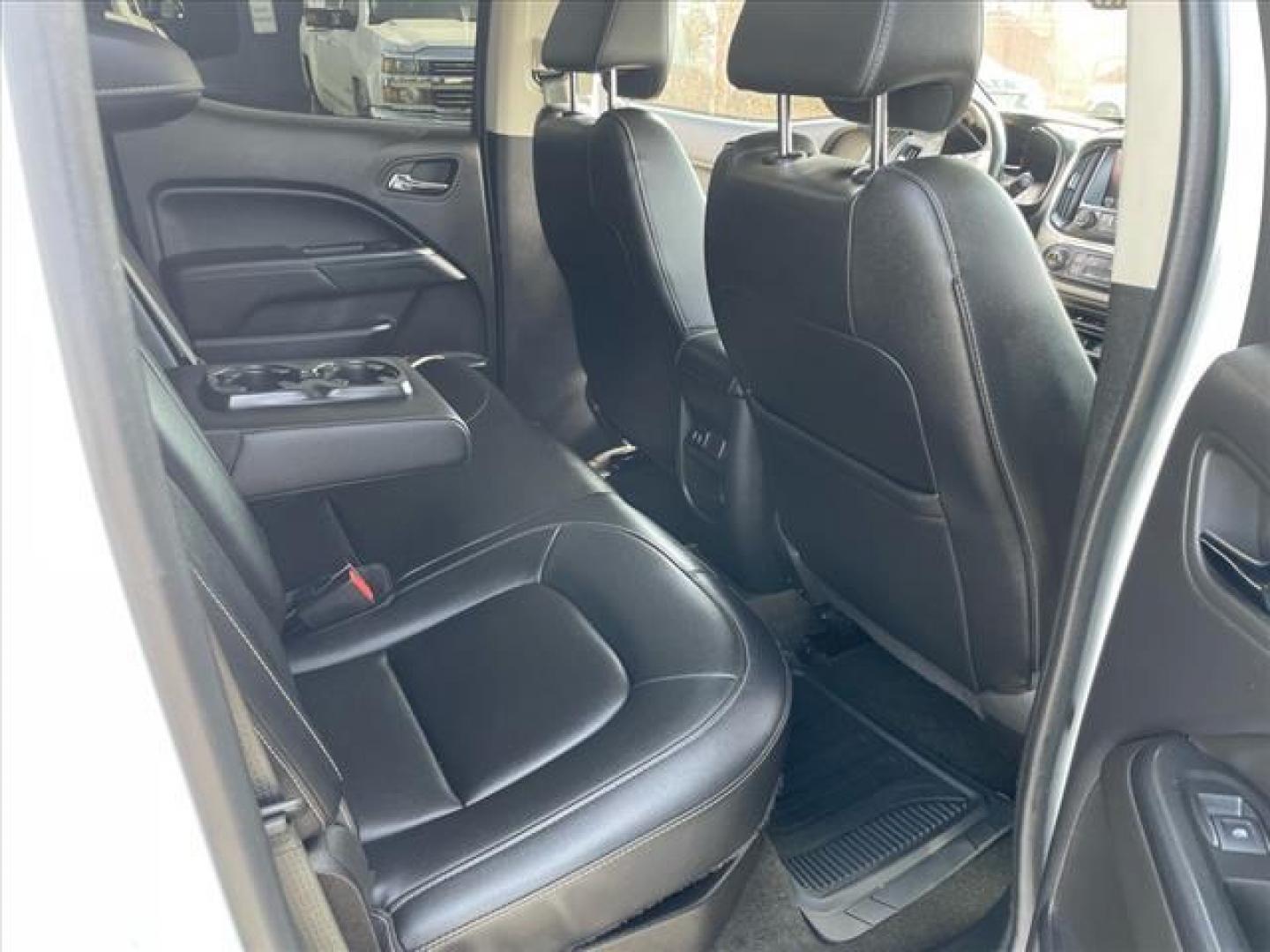 2016 Summit White GMC Canyon SLT (1GTP6DE17G1) with an 2.8L Duramax 2.8L Diesel Turbo I4 181hp 369ft. lbs. Common Rail Direct Injection engine, 6-Speed Shiftable Automatic transmission, located at 800 Riverside Ave, Roseville, CA, 95678, (916) 773-4549, 38.732265, -121.291039 - Photo#16