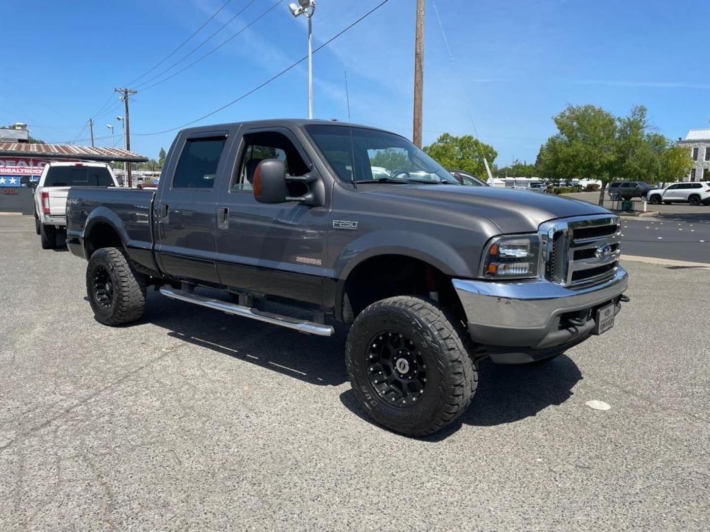 2003 Dark Shadow Grey Metallic/Black Ford F-250 Super Duty Lariat (1FTNW21P53E) with an Power Stroke 6.0L Diesel Turbo V8 325hp 560ft. lbs. Other engine, 5-Speed Automatic transmission, located at 800 Riverside Ave, Roseville, CA, 95678, (916) 773-4549, 38.732265, -121.291039 - Photo#1
