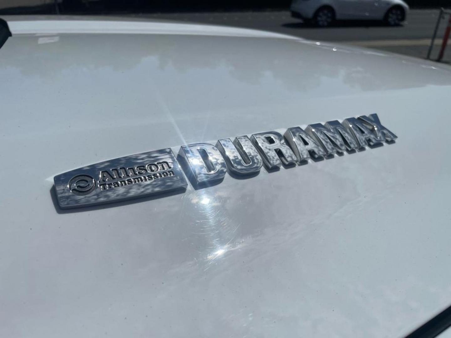 2016 Summit White Chevrolet Silverado 2500HD LTZ (1GC1KWE80GF) with an 6.6L Duramax 6.6L Diesel Turbo V8 397hp 765ft. lbs. Common Rail Direct Injection engine, Allison 1000 6-Speed Shiftable Automatic transmission, located at 800 Riverside Ave, Roseville, CA, 95678, (916) 773-4549, 38.732265, -121.291039 - DURAMAX DIESEL CREW CAB 4X4 LTZ LOW MILES MOON ROOF ALLISON TRANSMISSION ONE OWNER - Photo#2