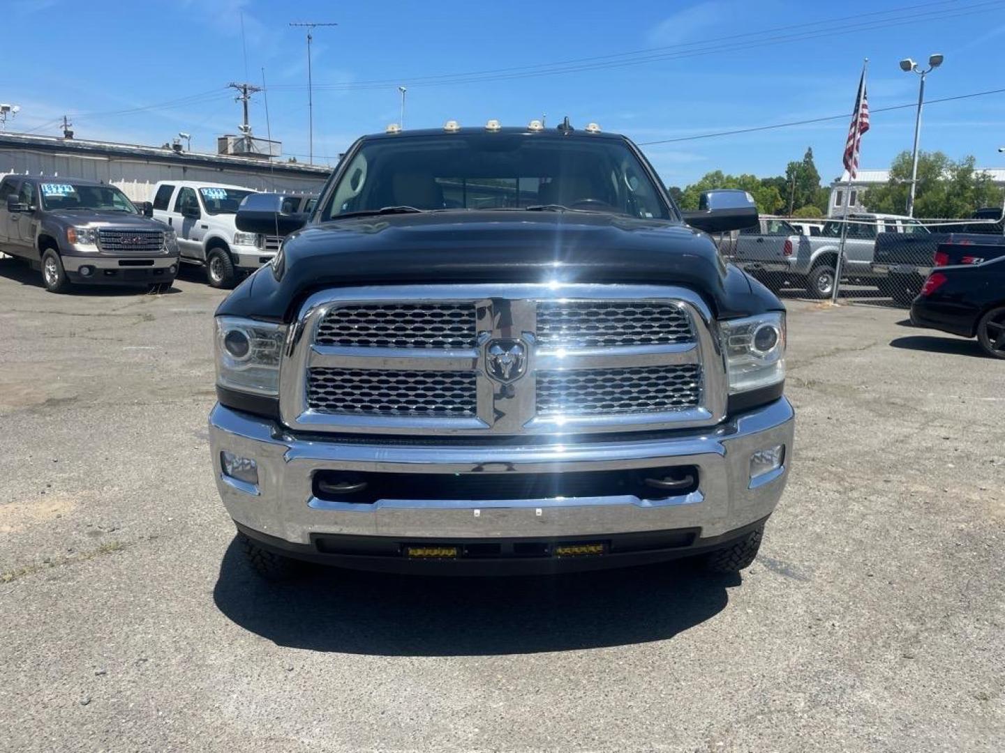 2015 Black Forest Green Pearl Coat/Bright Silver Metall RAM 3500 Laramie (3C63RRJL4FG) with an 6.7L Cummins 6.7L Diesel Turbo I6 350hp 660ft. lbs. Common Rail Direct Injection engine, Automatic transmission, located at 800 Riverside Ave, Roseville, CA, 95678, (916) 773-4549, 38.732265, -121.291039 - CUMMINS DIESEL CREW CAB DUALLY 4X4 LARAMIE - Photo#8