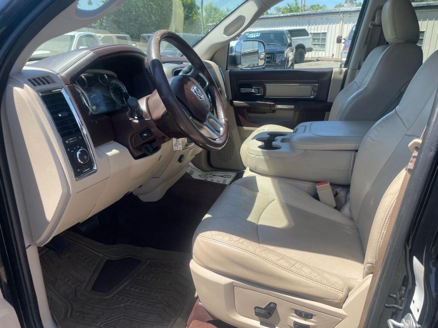 2015 Black Forest Green Pearl Coat/Bright Silver Metall RAM 3500 Laramie (3C63RRJL4FG) with an 6.7L Cummins 6.7L Diesel Turbo I6 350hp 660ft. lbs. Common Rail Direct Injection engine, Automatic transmission, located at 800 Riverside Ave, Roseville, CA, 95678, (916) 773-4549, 38.732265, -121.291039 - CUMMINS DIESEL CREW CAB DUALLY 4X4 LARAMIE - Photo#11