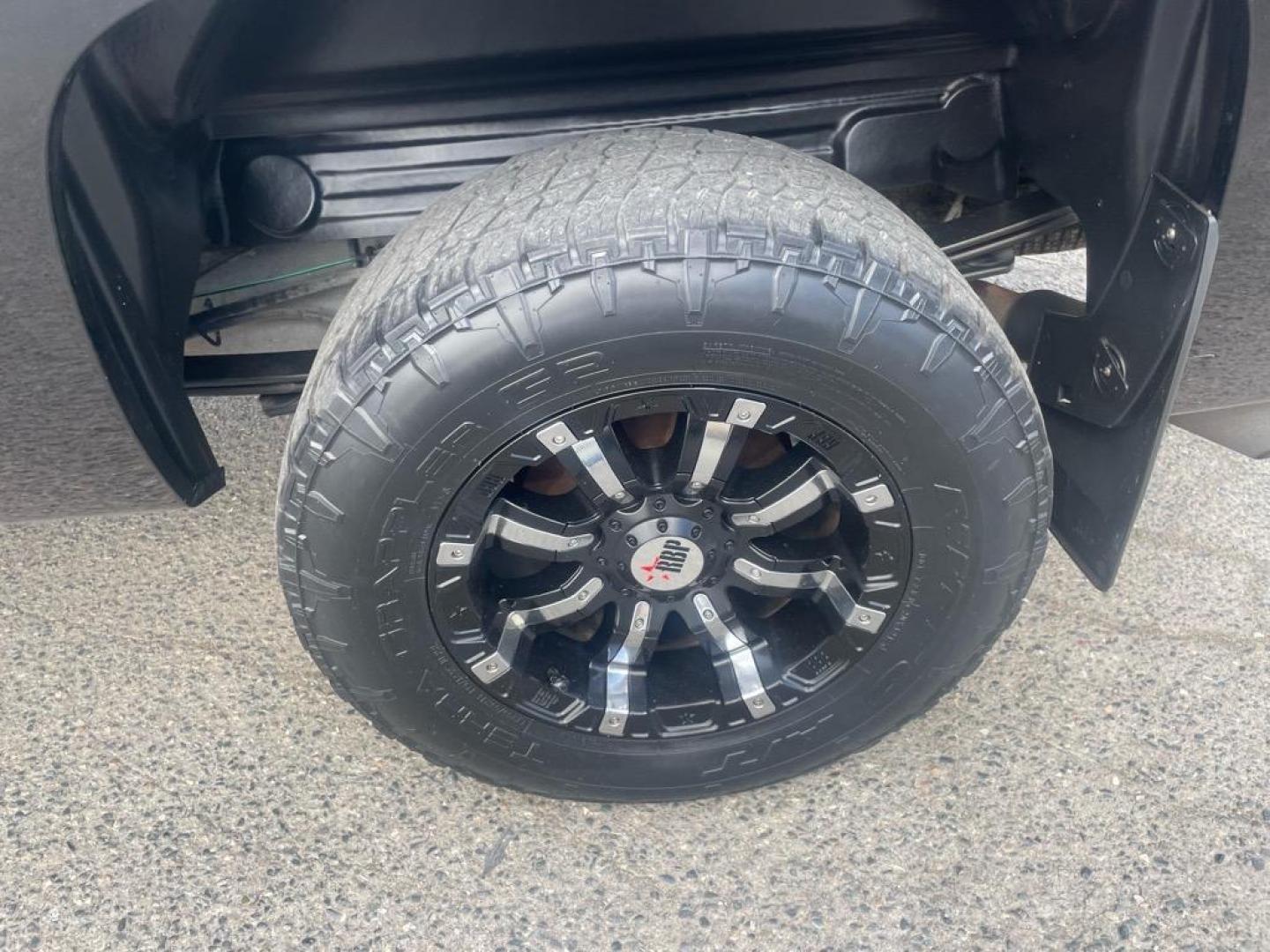 2013 Black Chevrolet Silverado 1500 LTZ (1GCRKTE7XDZ) with an 5.3L Vortec 5.3L Flex Fuel V8 315hp 335ft. lbs. Other engine, 6-Speed Shiftable Automatic transmission, located at 800 Riverside Ave, Roseville, CA, 95678, (916) 773-4549, 38.732265, -121.291039 - 4X4 Z71EXTENDED CAB LTZ LOW MILES - Photo#6
