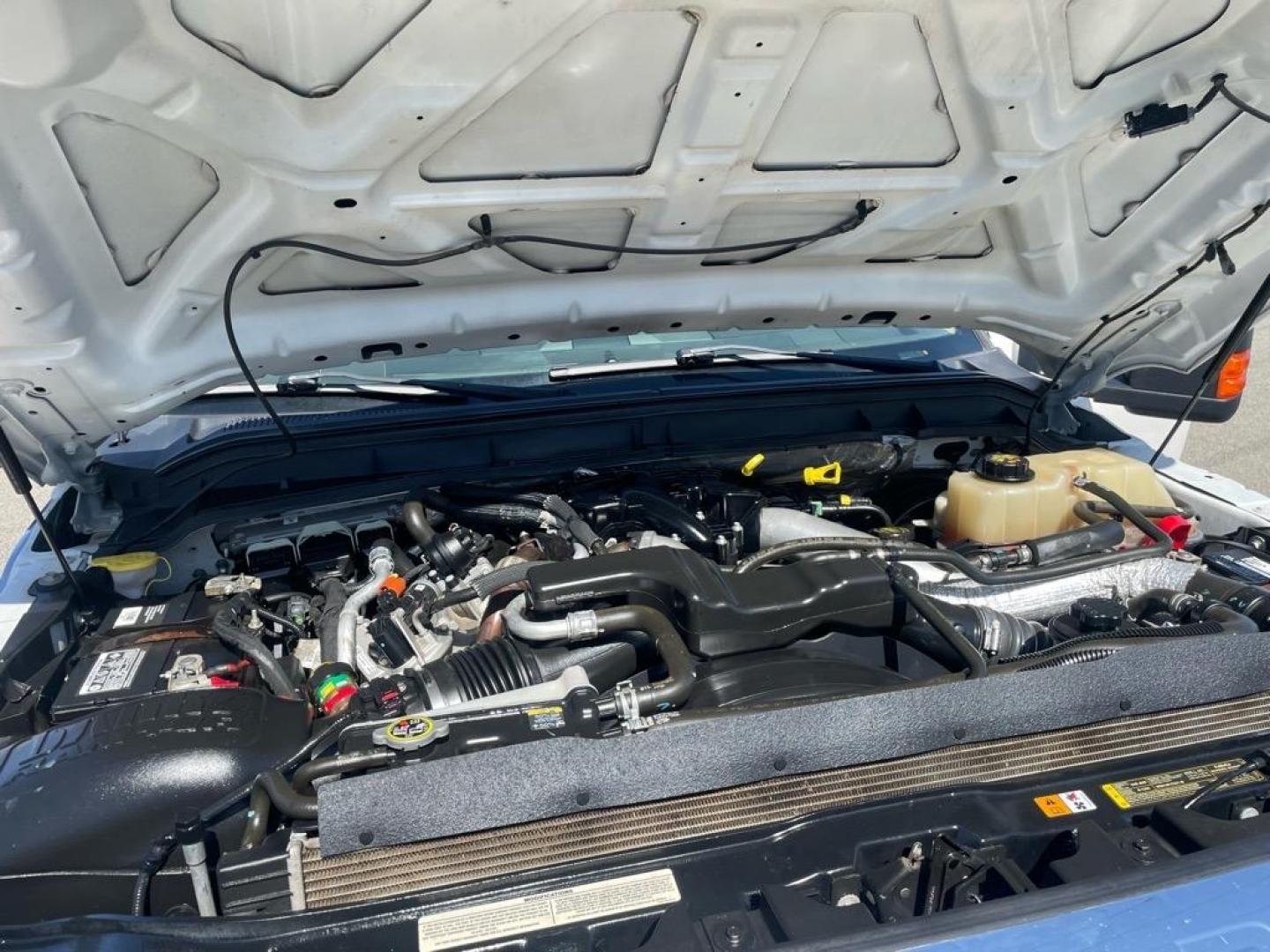 2013 Oxford White Ford F-250 Super Duty Lariat (1FT7W2BT4DE) with an 6.7L Power Stroke 6.7L Biodiesel Turbo V8 400hp 800ft. lbs. Common Rail Direct Injection engine, 6-Speed Shiftable Automatic transmission, located at 800 Riverside Ave, Roseville, CA, 95678, (916) 773-4549, 38.732265, -121.291039 - DIESEL CREW CAB 4X4 FX4 LARIAT MOON ROOF SERVICE RECORDS - Photo#14