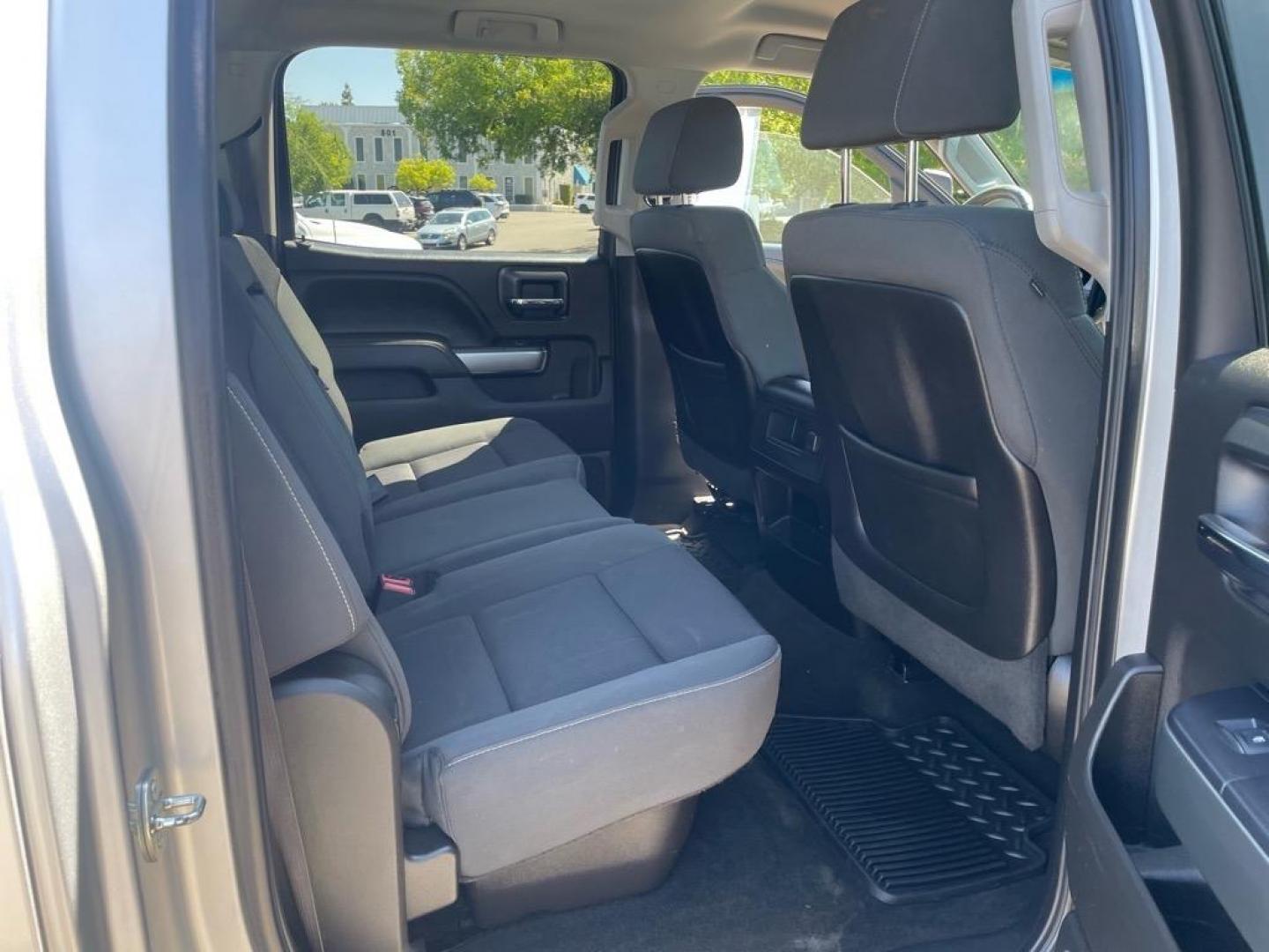 2015 Silver Ice Metallic Chevrolet Silverado 2500HD LT (1GC1KVE87FF) with an 6.6L Duramax 6.6L Diesel Turbo V8 397hp 765ft. lbs. Common Rail Direct Injection engine, Allison 1000 6-Speed Shiftable Automatic transmission, located at 800 Riverside Ave, Roseville, CA, 95678, (916) 773-4549, 38.732265, -121.291039 - DURAMAX DIESEL CREW CAB 4X4 LT ALLISON TRANSMISSION ONE OWNER CLEAN CARFAX - Photo#13