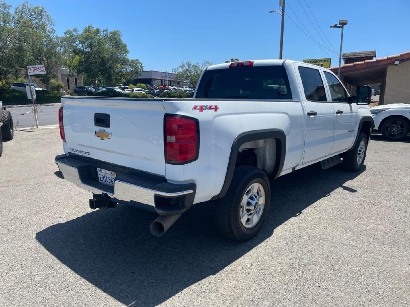 2017 Summit White Chevrolet Silverado 2500HD Work Truck (1GC1KUEYXHF) with an 6.6L Duramax 6.6L Biodiesel Turbo V8 445hp 910ft. lbs. Common Rail Direct Injection engine, Allison 1000 6-Speed Shiftable Automatic transmission, located at 800 Riverside Ave, Roseville, CA, 95678, (916) 773-4549, 38.732265, -121.291039 - Photo#4