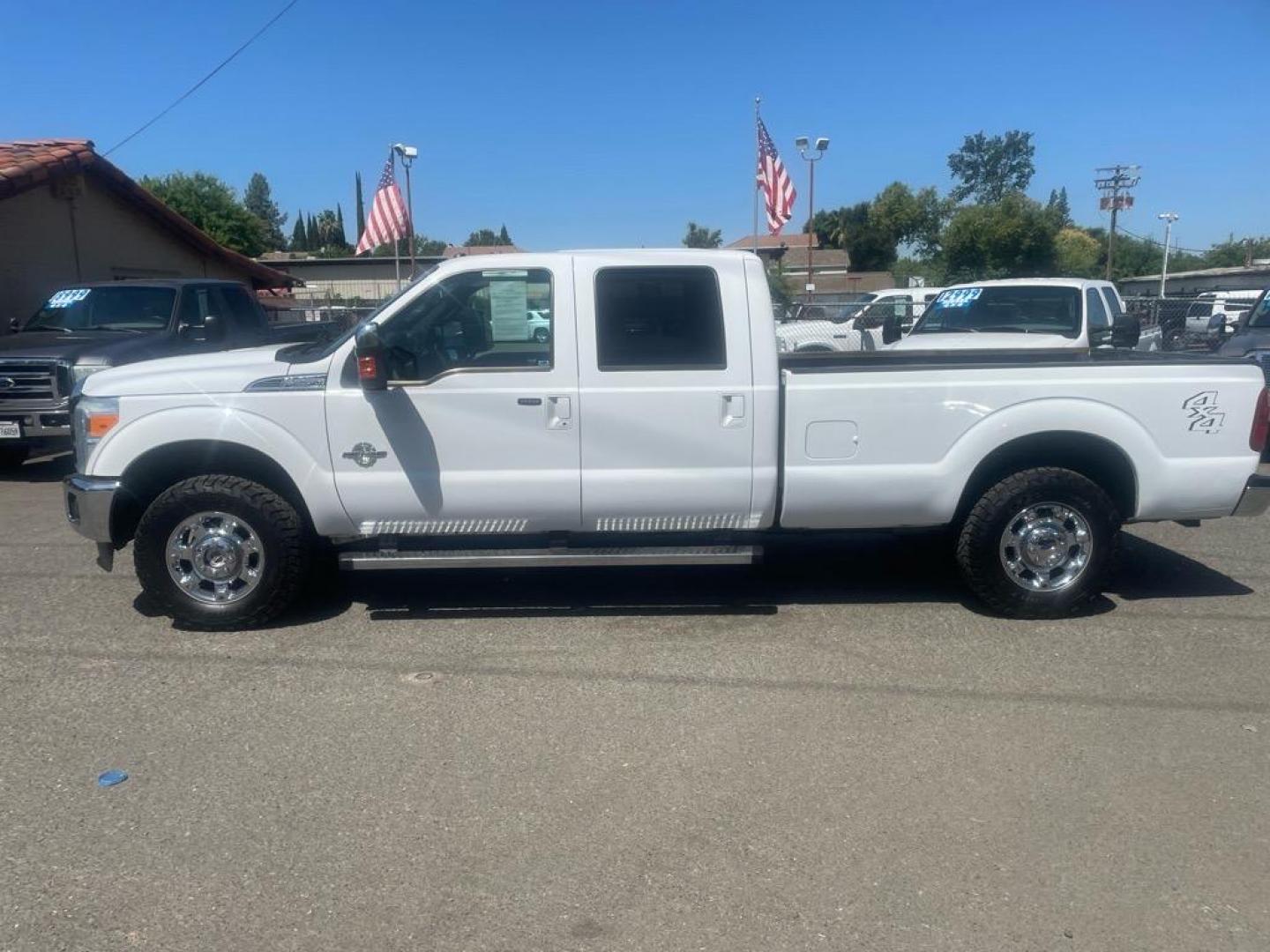 2016 Oxford White Ford F-250 Super Duty Lariat (1FT7W2BT4GE) with an 6.7L Power Stroke 6.7L Biodiesel Turbo V8 440hp 860ft. lbs. Common Rail Direct Injection engine, 6-Speed Shiftable Automatic transmission, located at 800 Riverside Ave, Roseville, CA, 95678, (916) 773-4549, 38.732265, -121.291039 - DIESEL CREW CAB 4X4 LARIAT MOON ROOF ONE OWNER SERVICE RECORDS ON CLEAN CARFAX - Photo#4