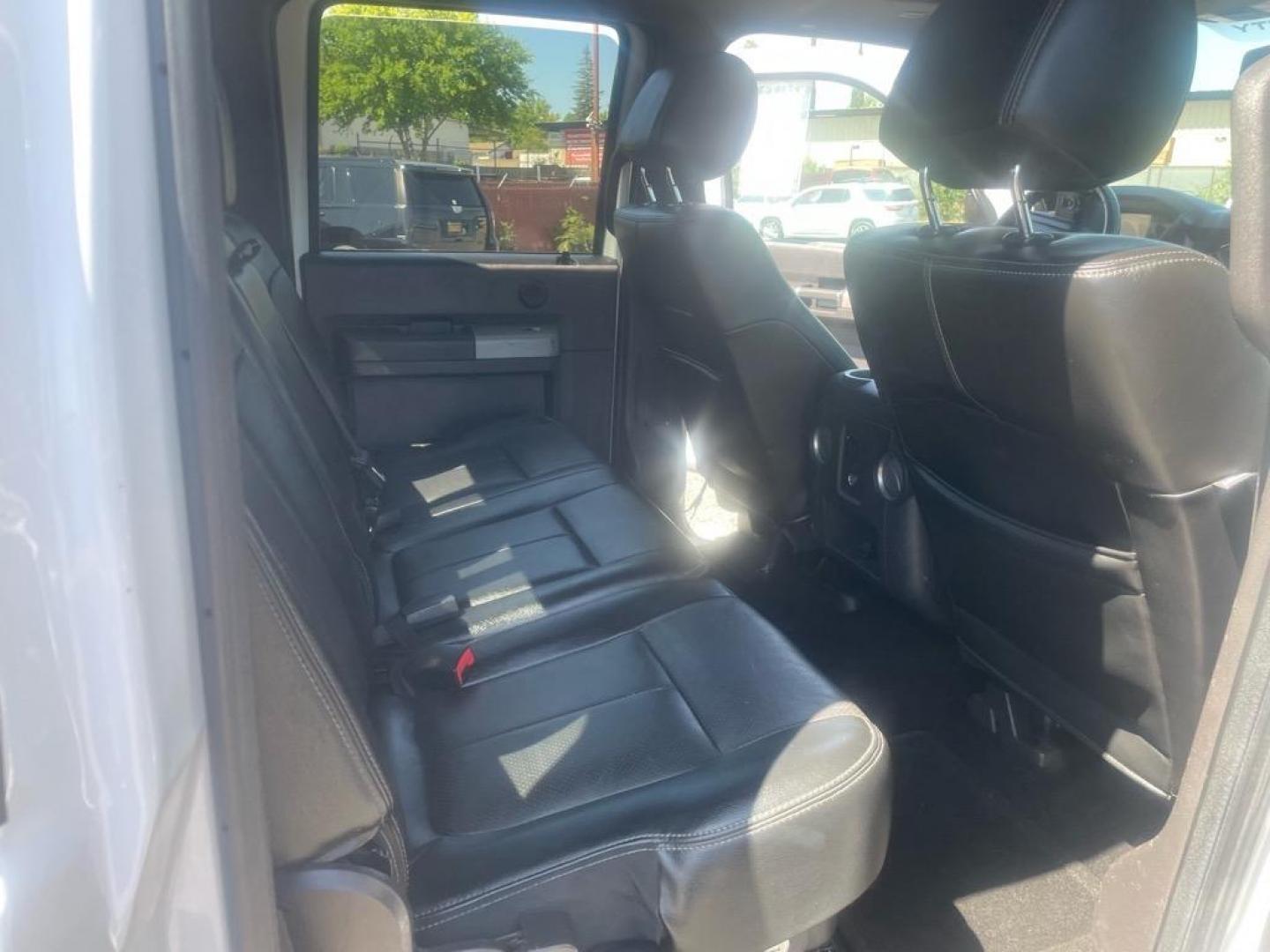 2016 Oxford White Ford F-250 Super Duty Lariat (1FT7W2BT4GE) with an 6.7L Power Stroke 6.7L Biodiesel Turbo V8 440hp 860ft. lbs. Common Rail Direct Injection engine, 6-Speed Shiftable Automatic transmission, located at 800 Riverside Ave, Roseville, CA, 95678, (916) 773-4549, 38.732265, -121.291039 - DIESEL CREW CAB 4X4 LARIAT MOON ROOF ONE OWNER SERVICE RECORDS ON CLEAN CARFAX - Photo#12