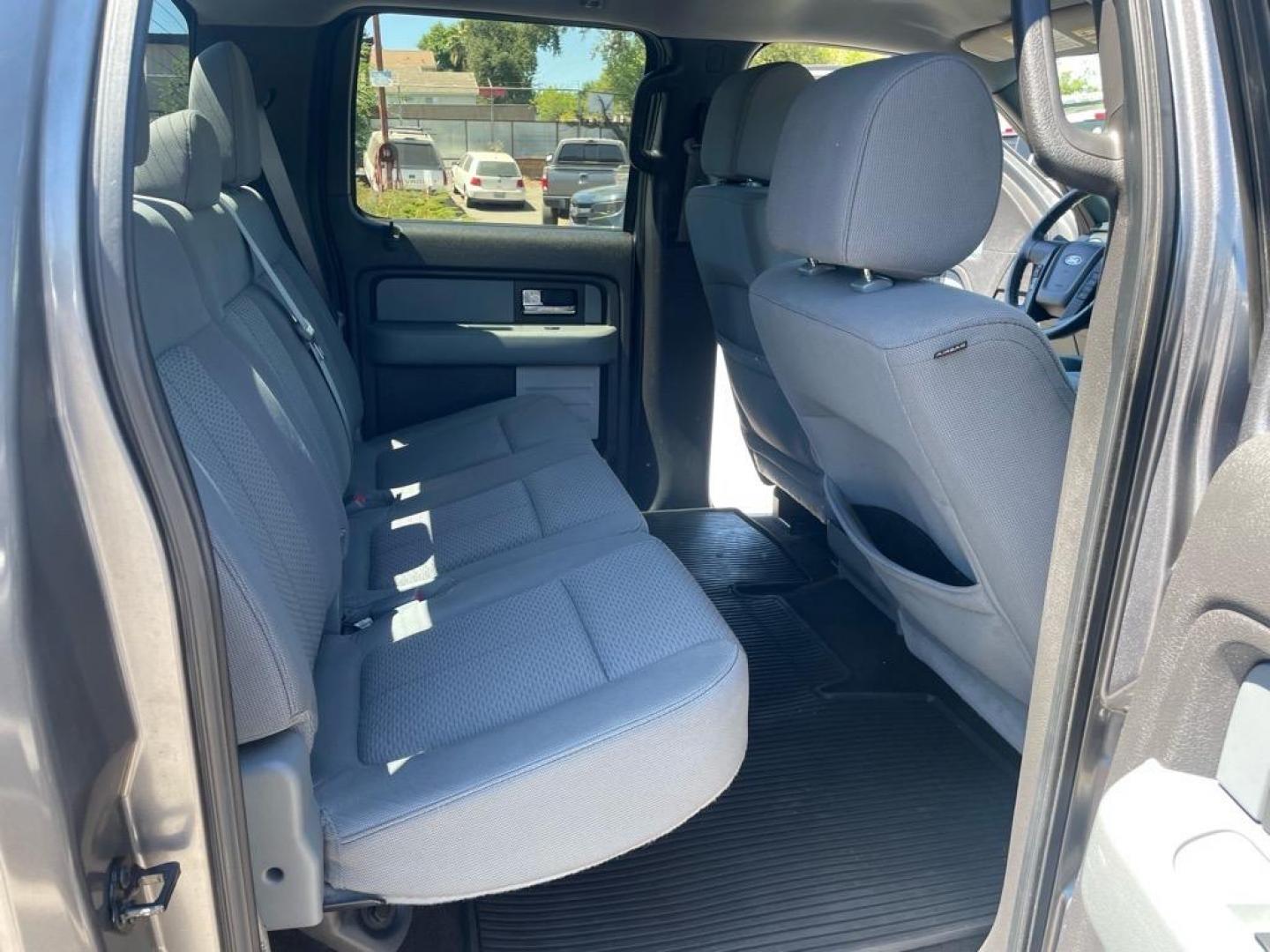 2013 Sterling Gray Metallic Ford F-150 XLT (1FTFW1ET6DK) with an 3.5L EcoBoost 3.5L Twin Turbo V6 365hp 420ft. lbs. Direct Injection engine, 6-Speed Automatic transmission, located at 800 Riverside Ave, Roseville, CA, 95678, (916) 773-4549, 38.732265, -121.291039 - 4X4 SUPERCREW XLT ECO BOOST LOW MILES SERVICE RECORDS - Photo#14
