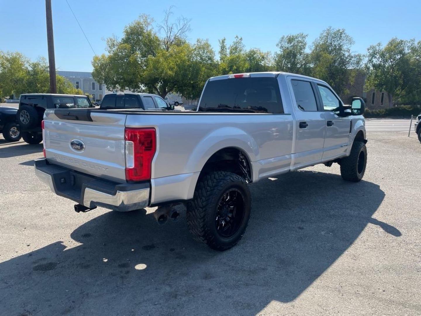 2017 Ingot Silver Ford F-350 Super Duty XL (1FT8W3BT2HE) with an 6.7L Power Stroke 6.7L Biodiesel Turbo V8 440hp 925ft. lbs. Common Rail Direct Injection engine, 6-Speed Shiftable Automatic transmission, located at 800 Riverside Ave, Roseville, CA, 95678, (916) 773-4549, 38.732265, -121.291039 - Photo#3
