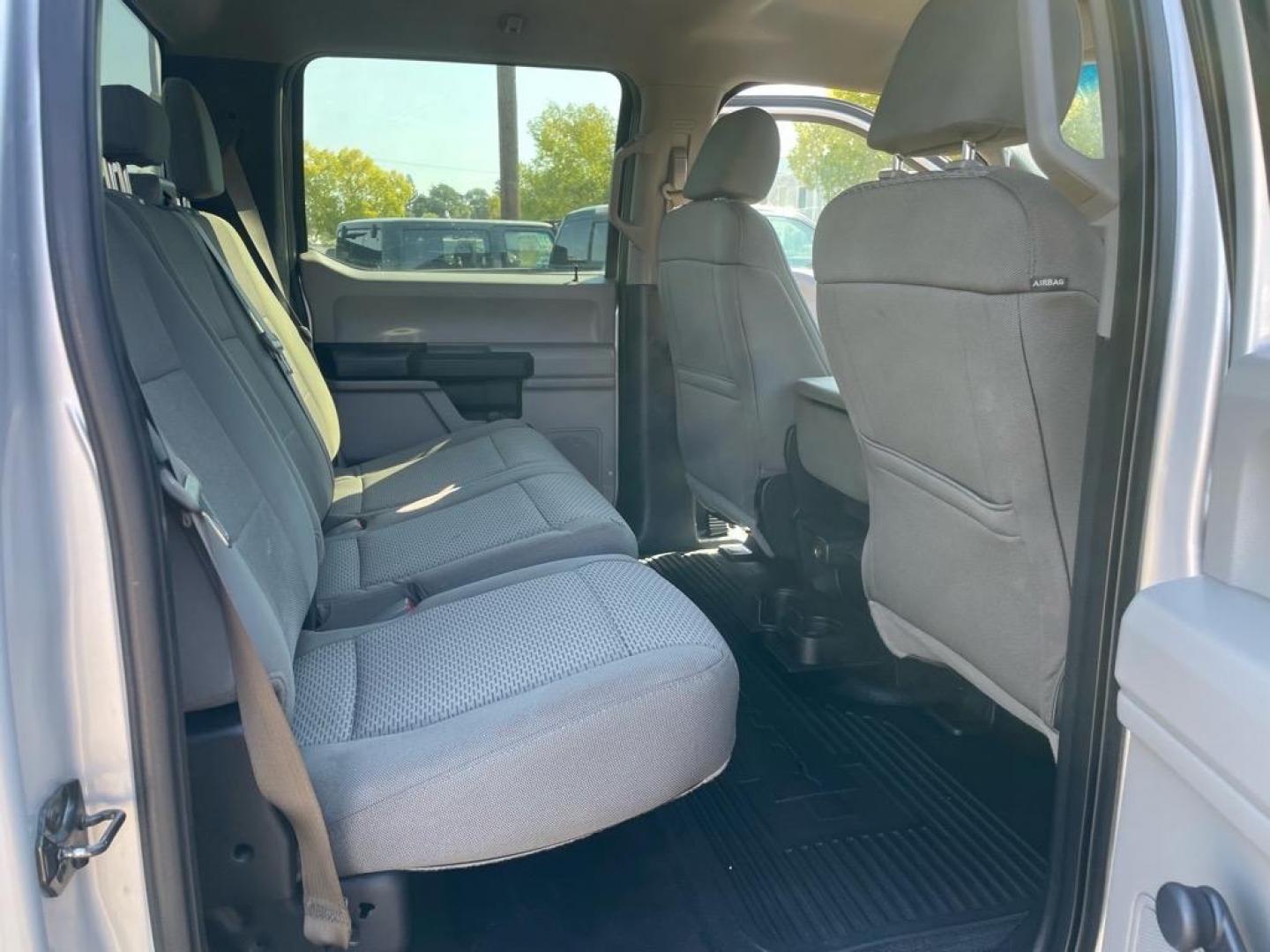 2017 Ingot Silver Ford F-350 Super Duty XL (1FT8W3BT2HE) with an 6.7L Power Stroke 6.7L Biodiesel Turbo V8 440hp 925ft. lbs. Common Rail Direct Injection engine, 6-Speed Shiftable Automatic transmission, located at 800 Riverside Ave, Roseville, CA, 95678, (916) 773-4549, 38.732265, -121.291039 - Photo#12