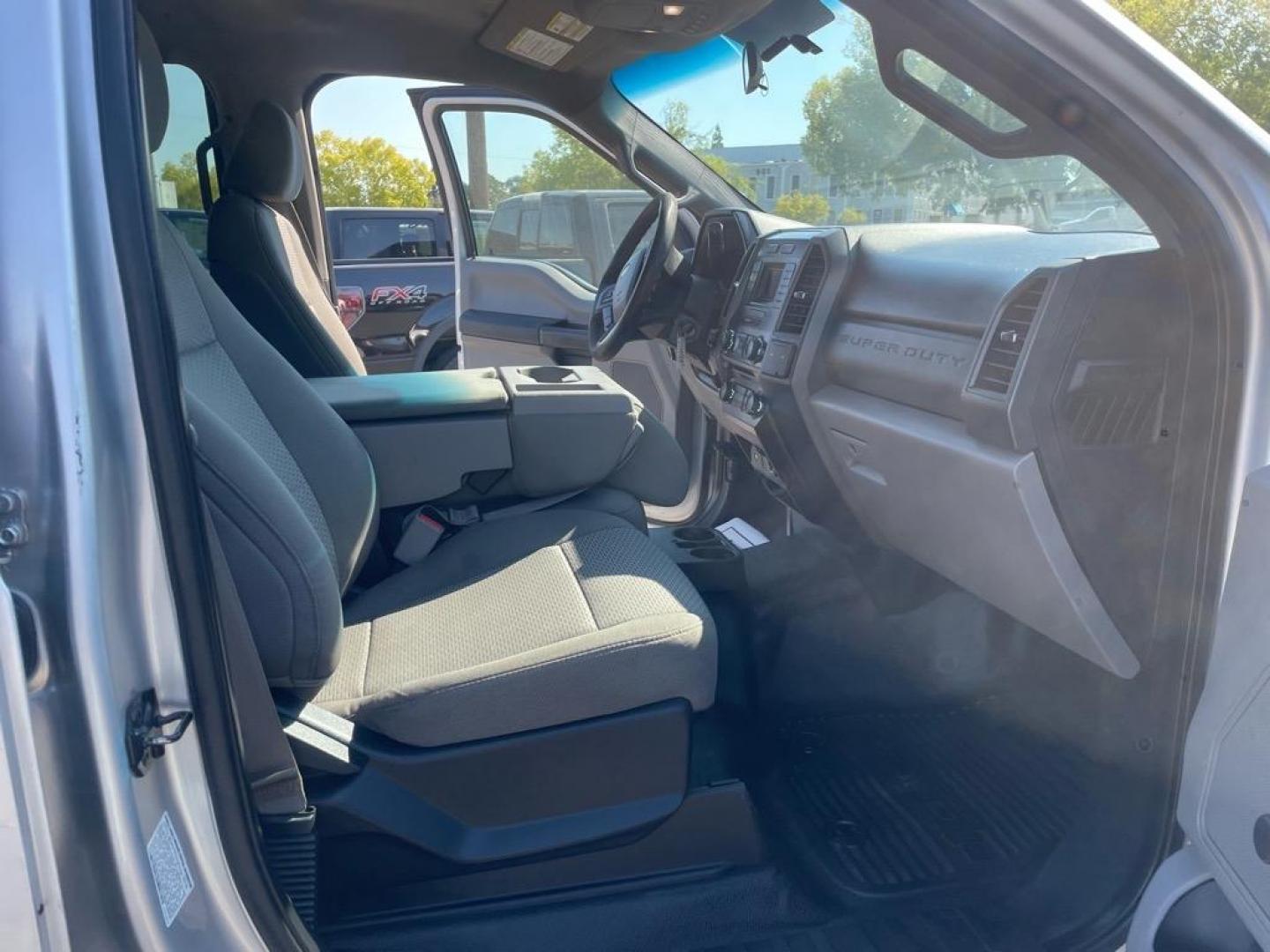 2017 Ingot Silver Ford F-350 Super Duty XL (1FT8W3BT2HE) with an 6.7L Power Stroke 6.7L Biodiesel Turbo V8 440hp 925ft. lbs. Common Rail Direct Injection engine, 6-Speed Shiftable Automatic transmission, located at 800 Riverside Ave, Roseville, CA, 95678, (916) 773-4549, 38.732265, -121.291039 - Photo#13