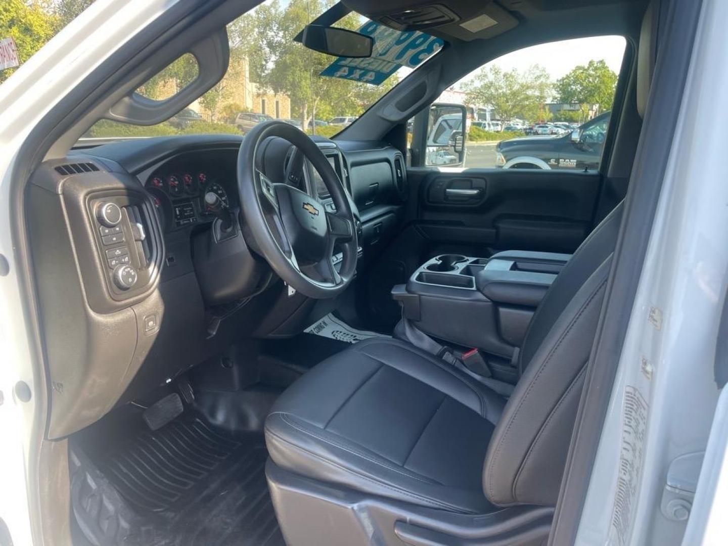 2021 Summit White Chevrolet Silverado 3500HD Work Truck (1GB4YSEY7MF) with an 6.6L Duramax 6.6L Biodiesel Turbo V8 445hp 910ft. lbs. Common Rail Direct Injection engine, Allison 10-Speed Shiftable Automatic transmission, located at 800 Riverside Ave, Roseville, CA, 95678, (916) 773-4549, 38.732265, -121.291039 - Photo#10