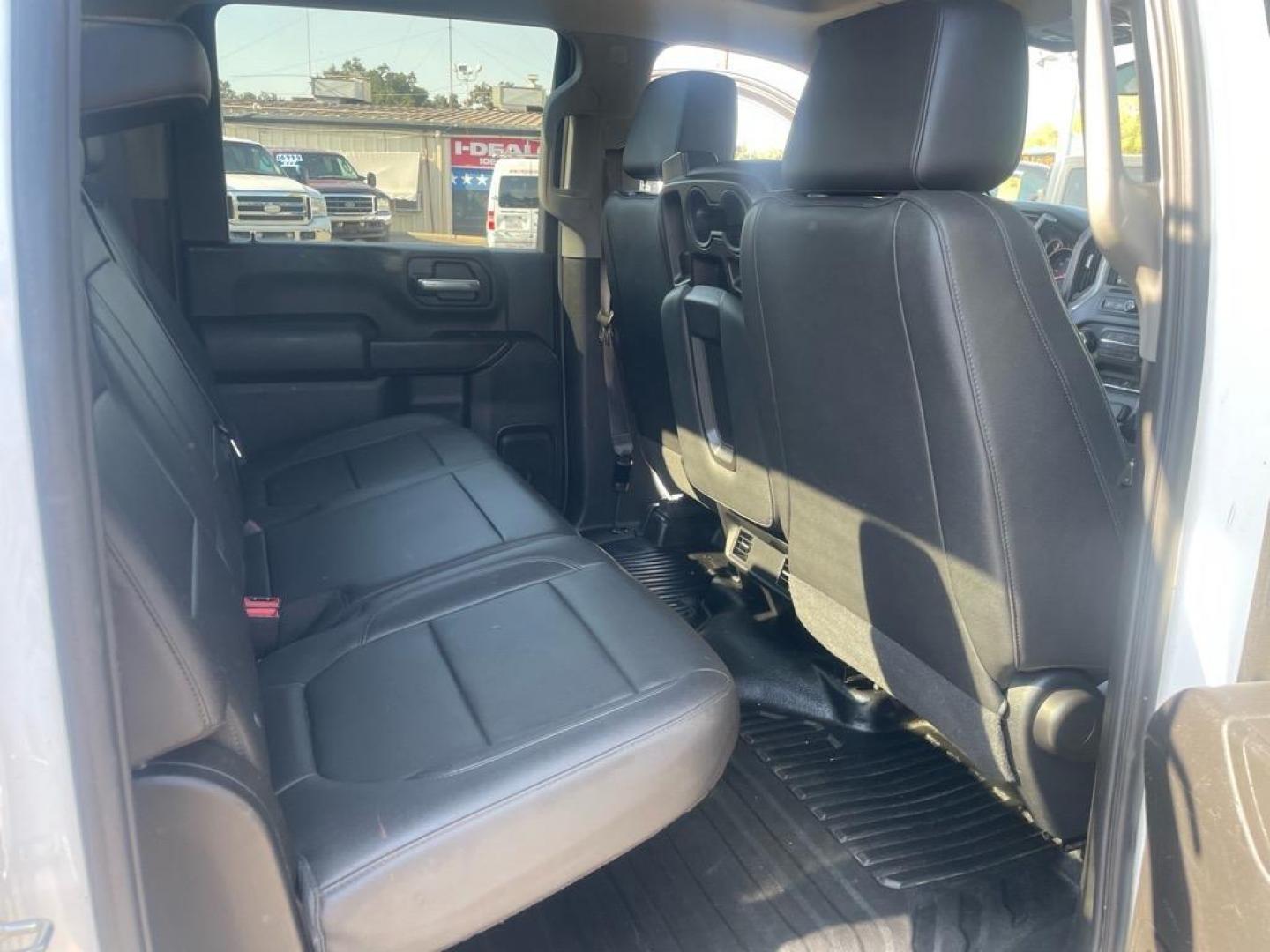 2021 Summit White Chevrolet Silverado 3500HD Work Truck (1GB4YSEY7MF) with an 6.6L Duramax 6.6L Biodiesel Turbo V8 445hp 910ft. lbs. Common Rail Direct Injection engine, Allison 10-Speed Shiftable Automatic transmission, located at 800 Riverside Ave, Roseville, CA, 95678, (916) 773-4549, 38.732265, -121.291039 - Photo#14